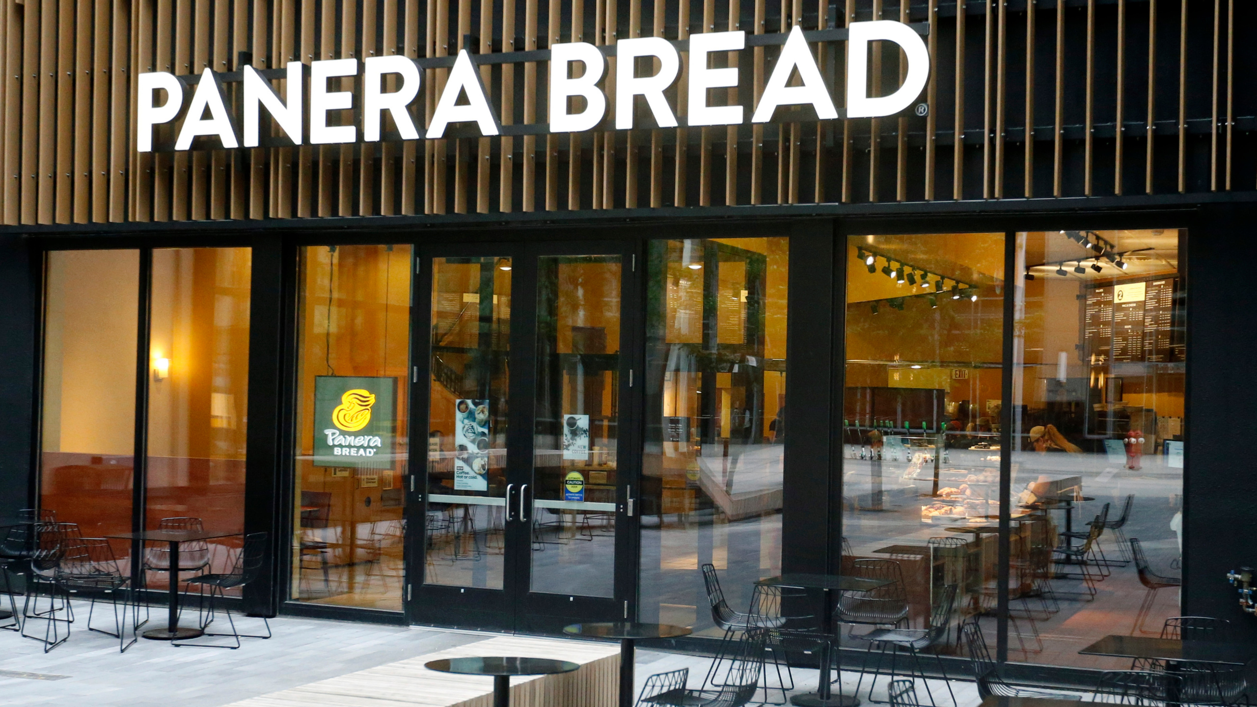 Girl Allegedly Fired After Exposing Panera Bread S Mac And