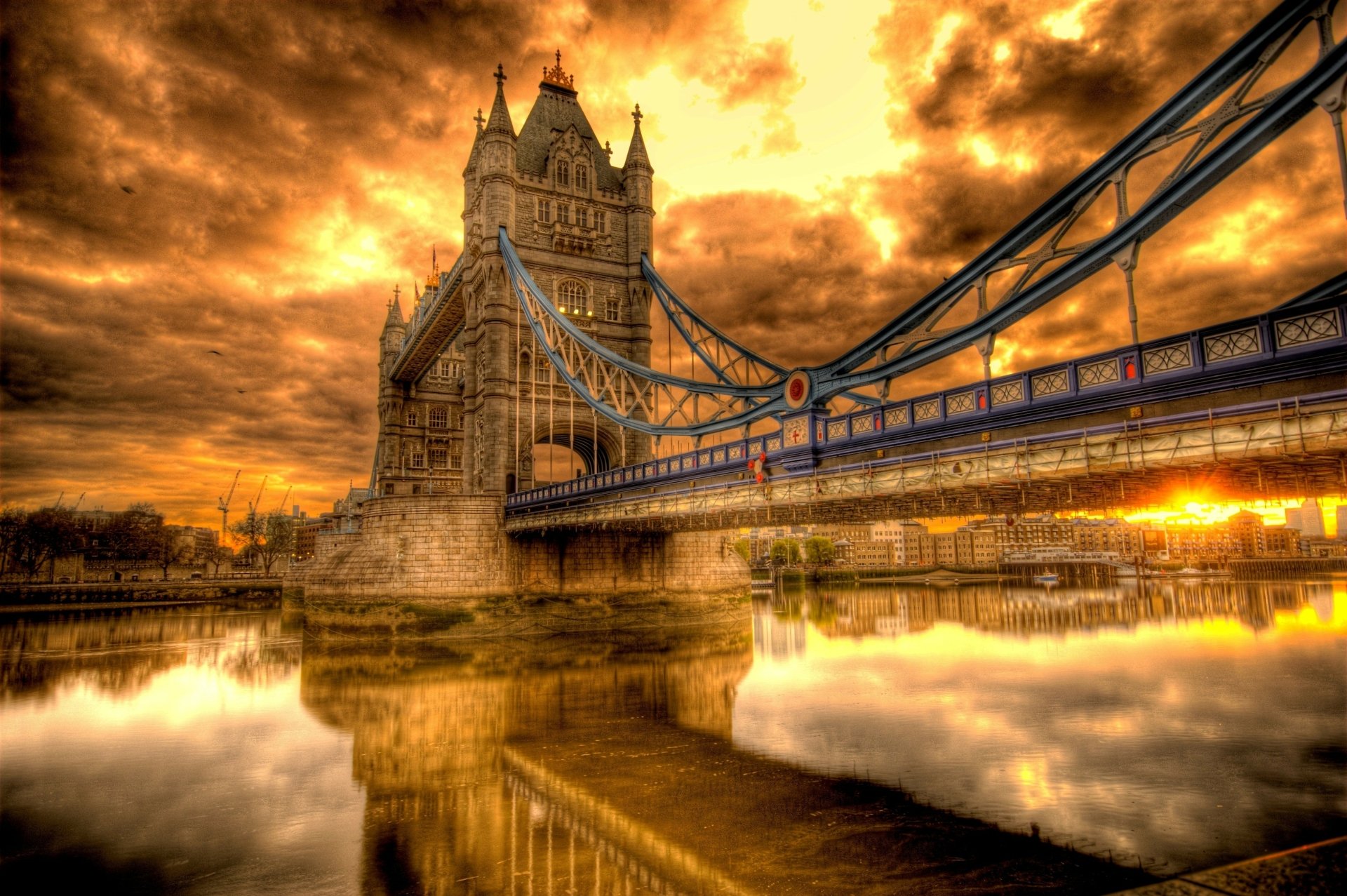 Tower Bridge HD Wallpaper