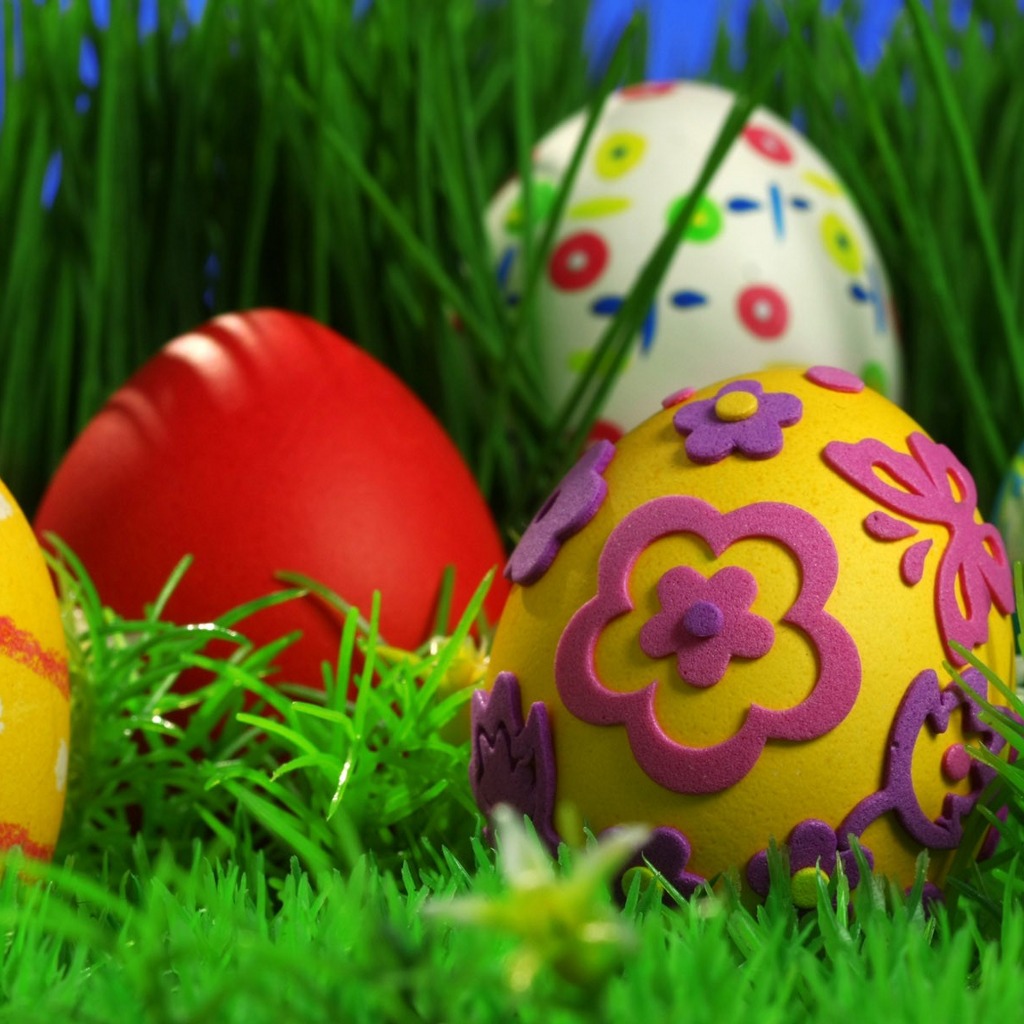 Beautifully Painted Easter Eggs Wallpaper Background For Apple