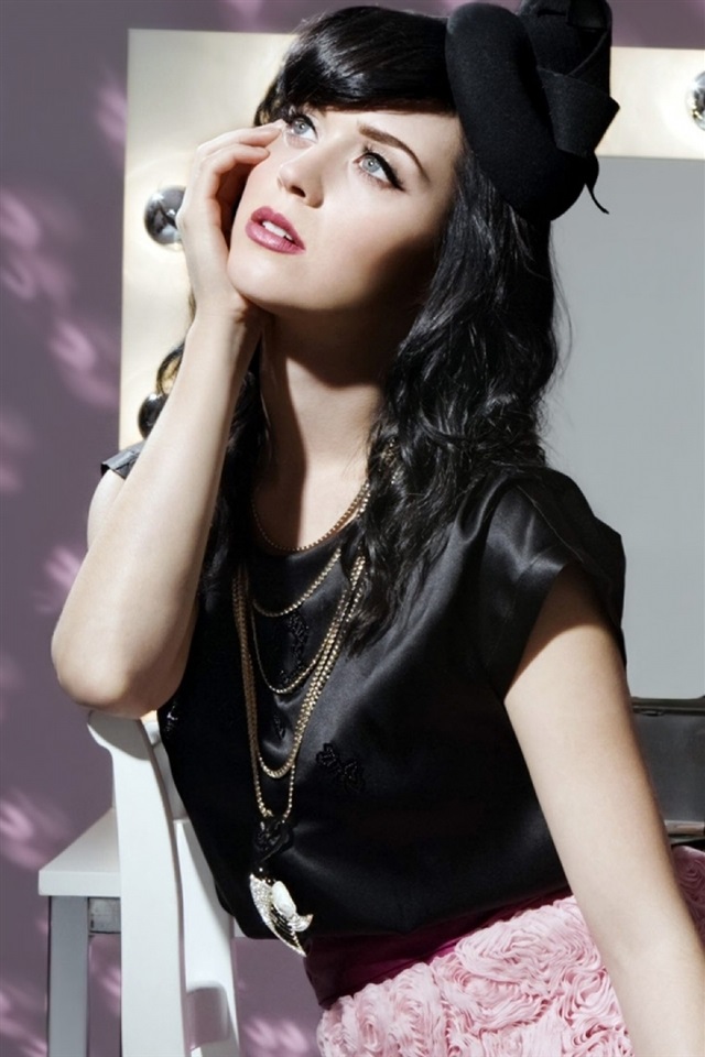 Katy Perry iPhone Wallpaper 4s
