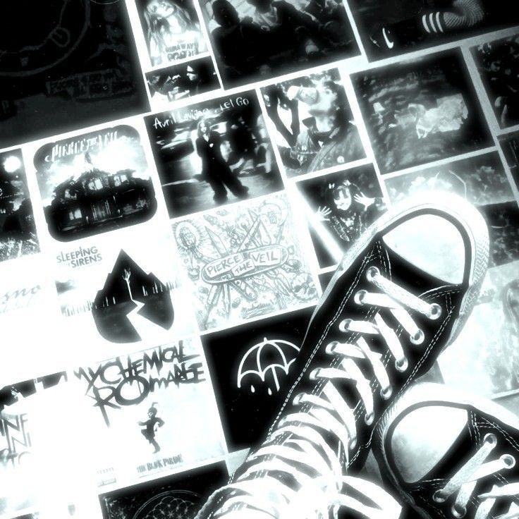 Zizi On Emo Style Wallpaper