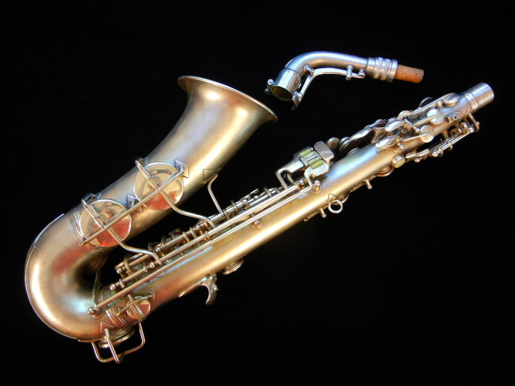 Alto Saxophone Wallpaper Transitional Saxophones