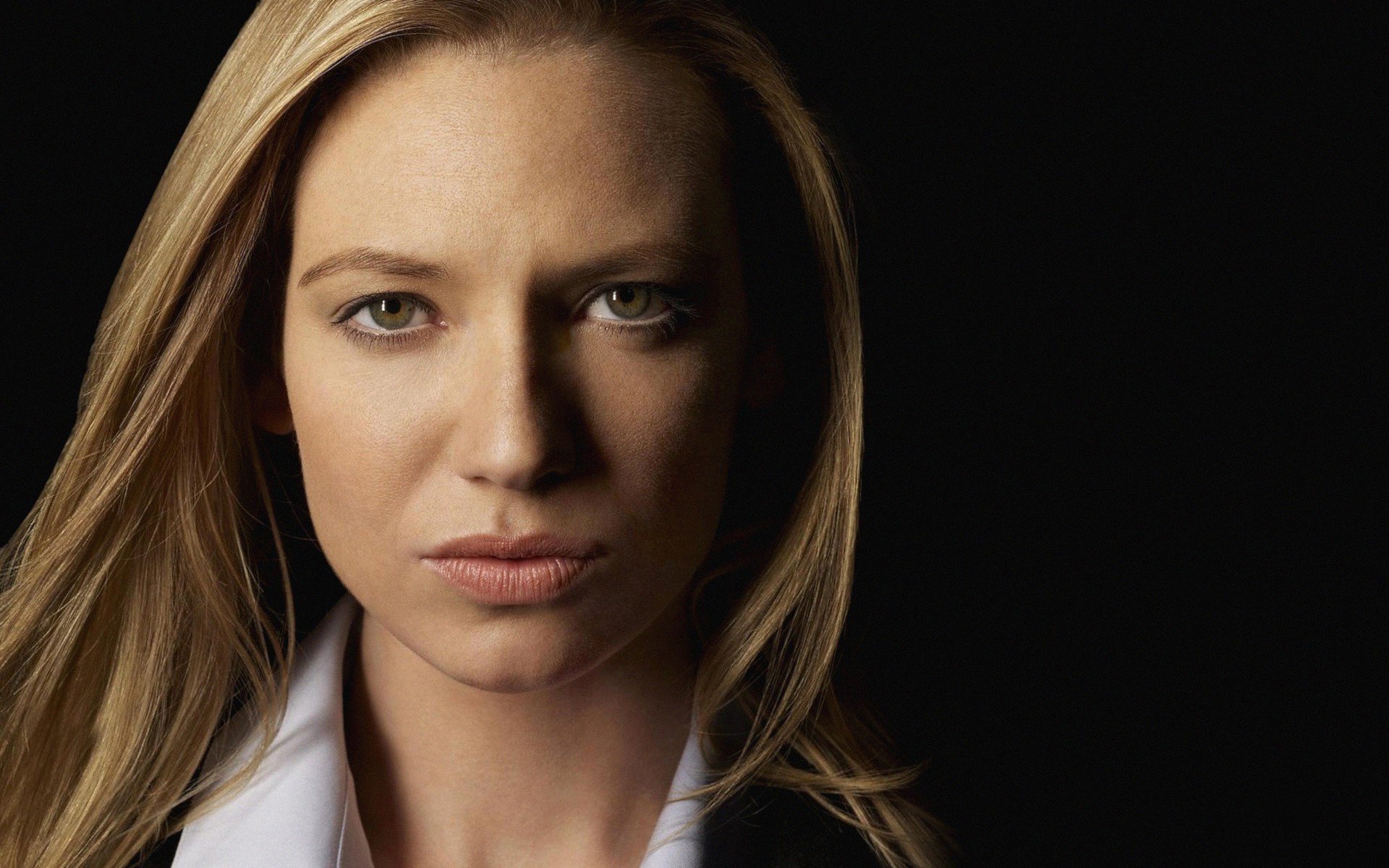 Anna Torv Wallpapers High Quality Download 1920x1200