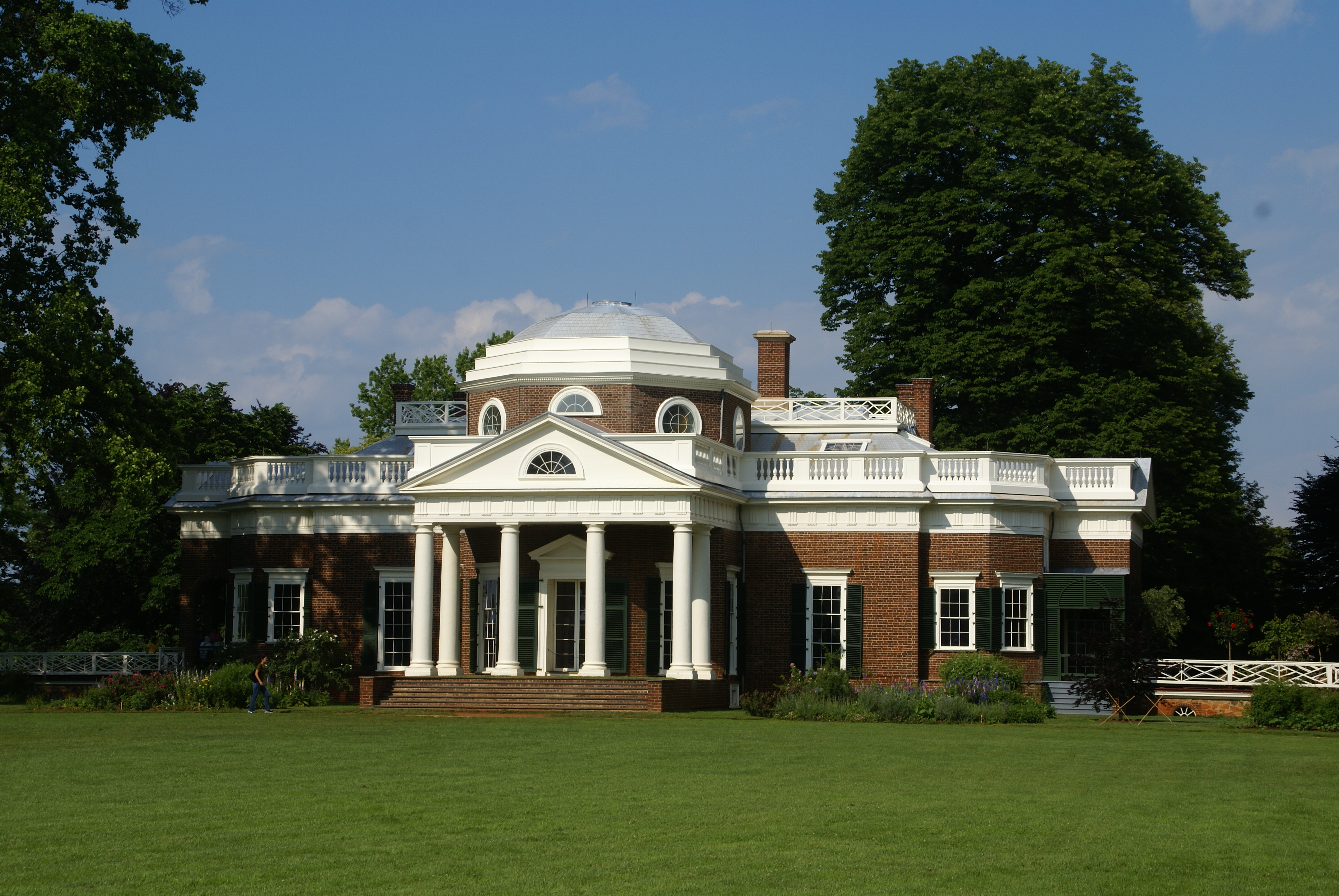 File Monticello In Late May Sun Jpg