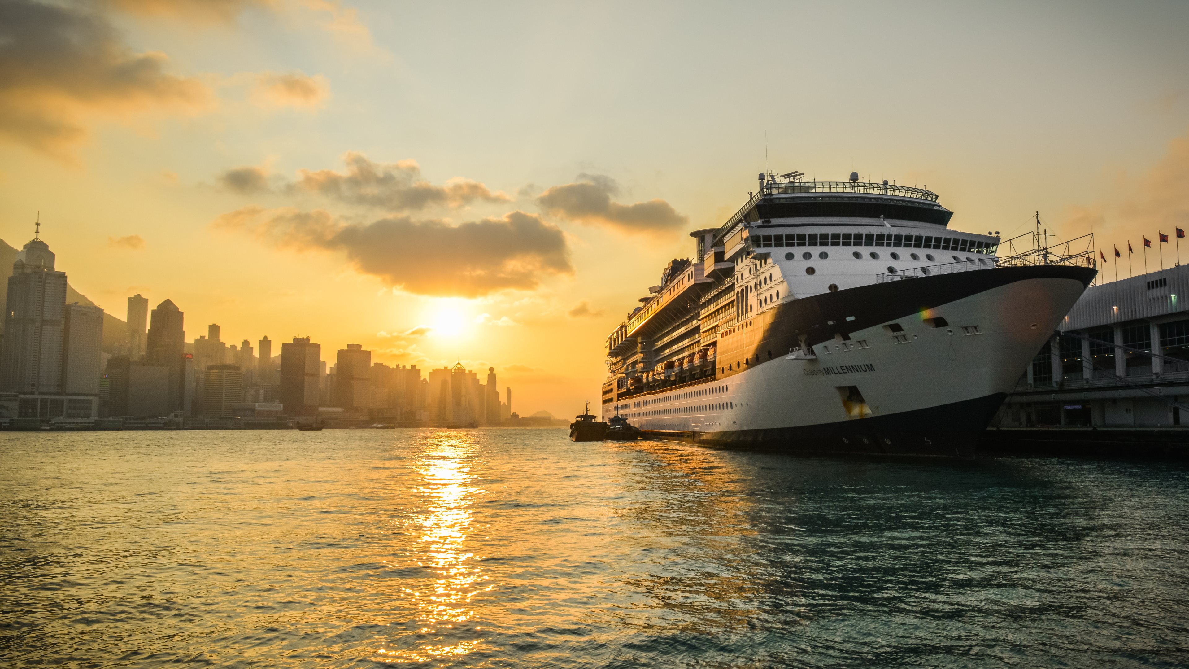 Cruise Ship HD Wallpaper