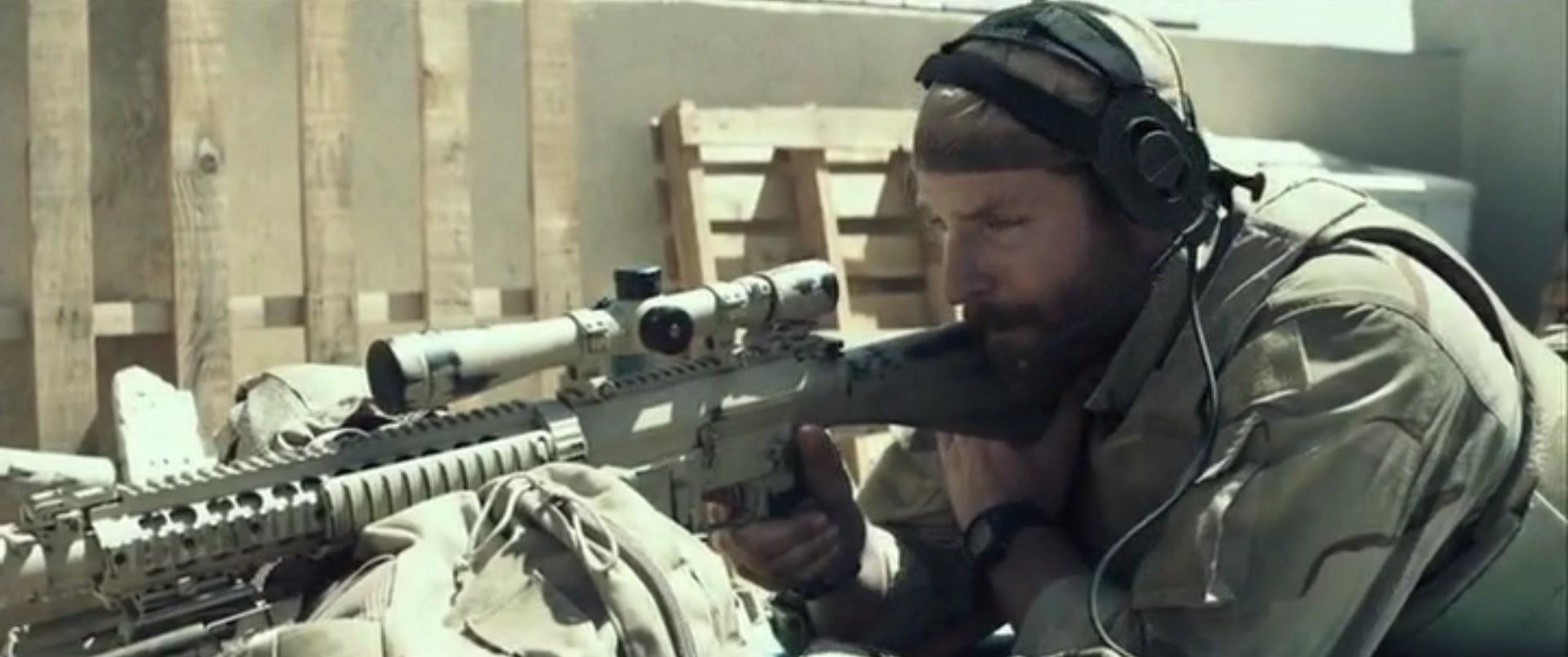  content American Sniper   movie 2015 pic 2 wallpaper view original