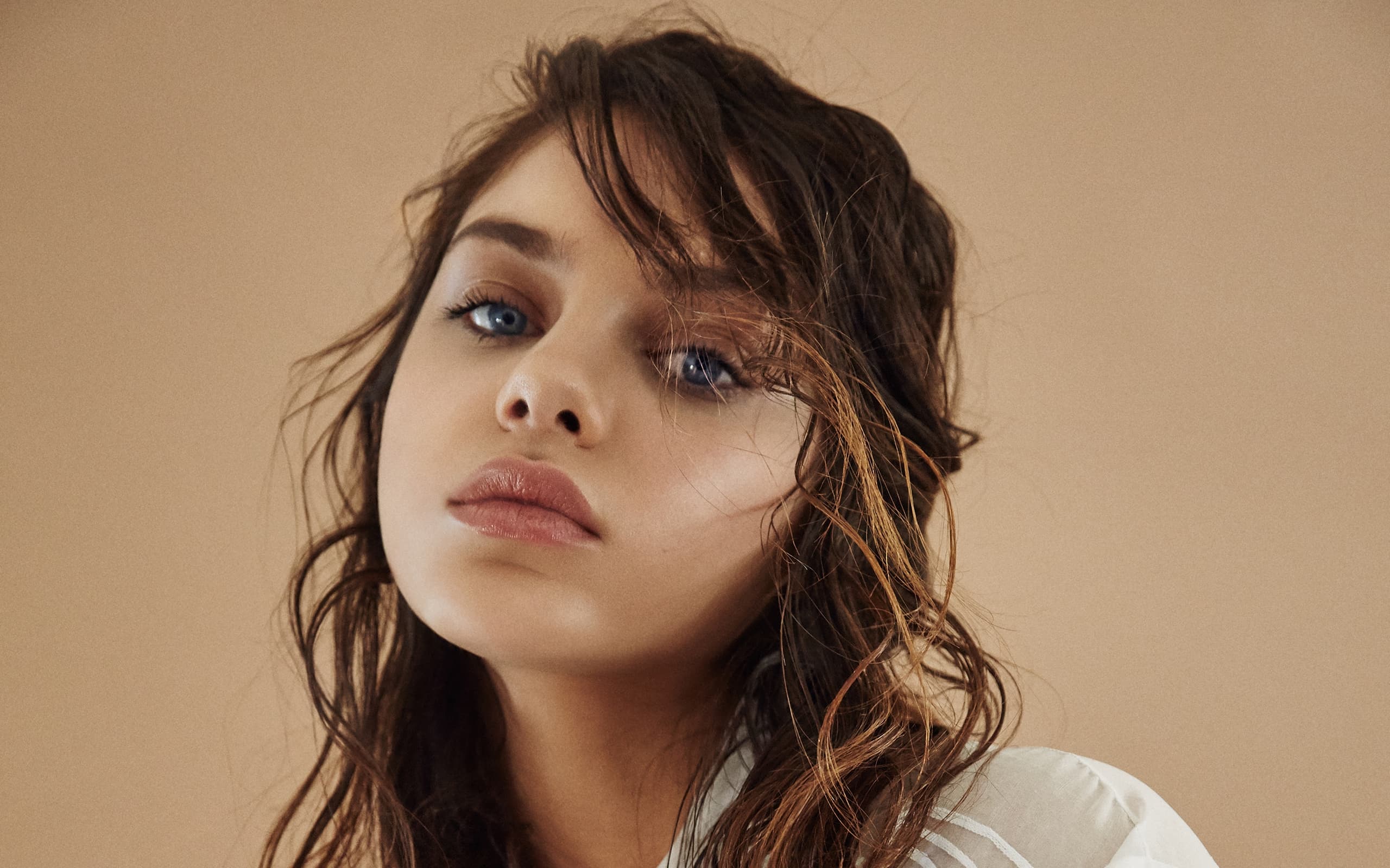 Odeya Rush HD Wallpaper
