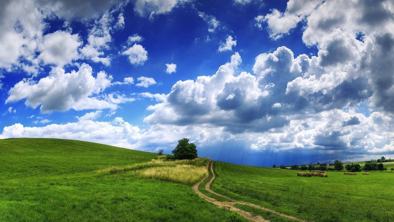 Cloudy sky over the hill wallpaper 4172