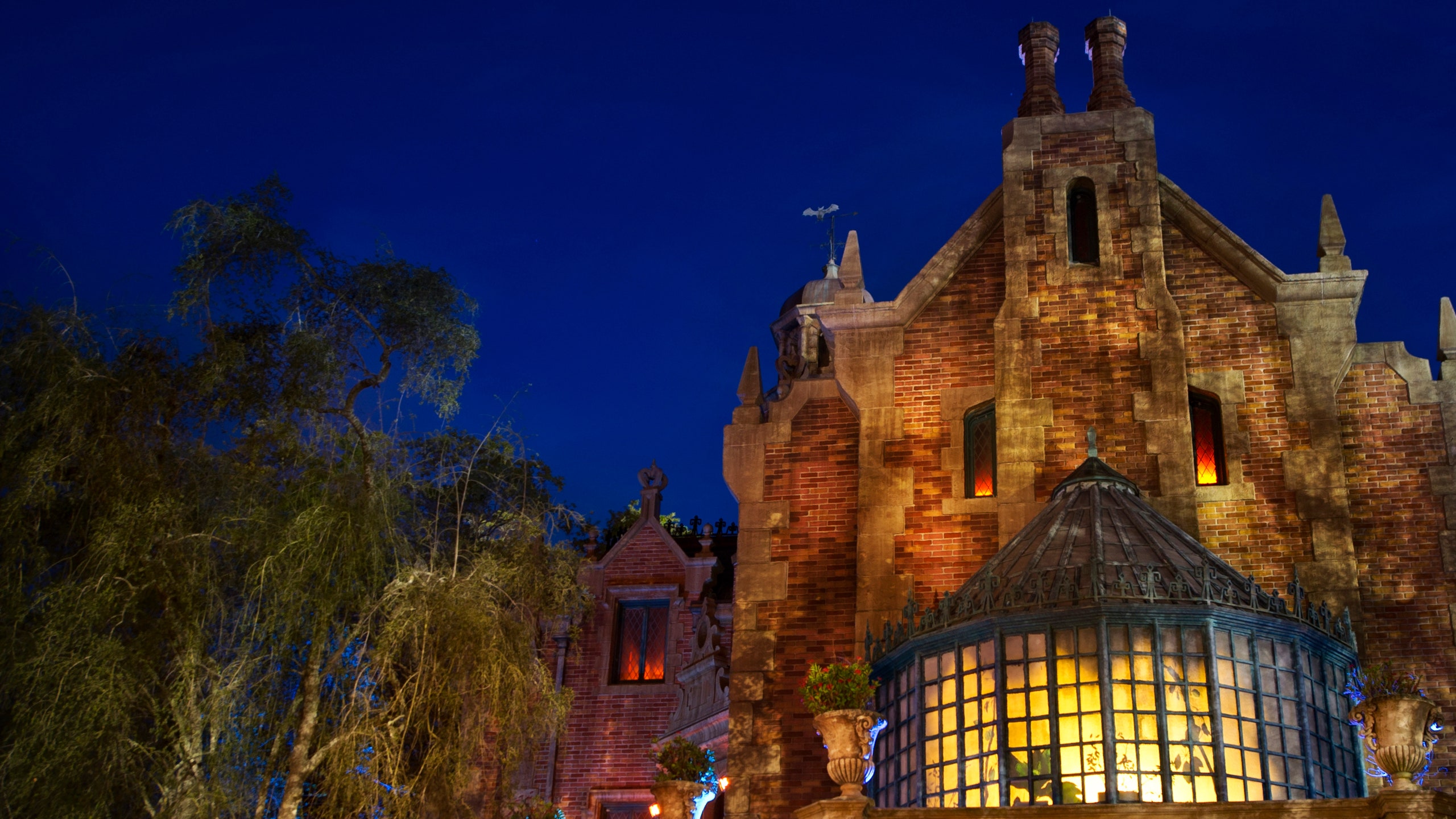 Haunted Mansion at Disneys Magic Kingdom Walt Disney World