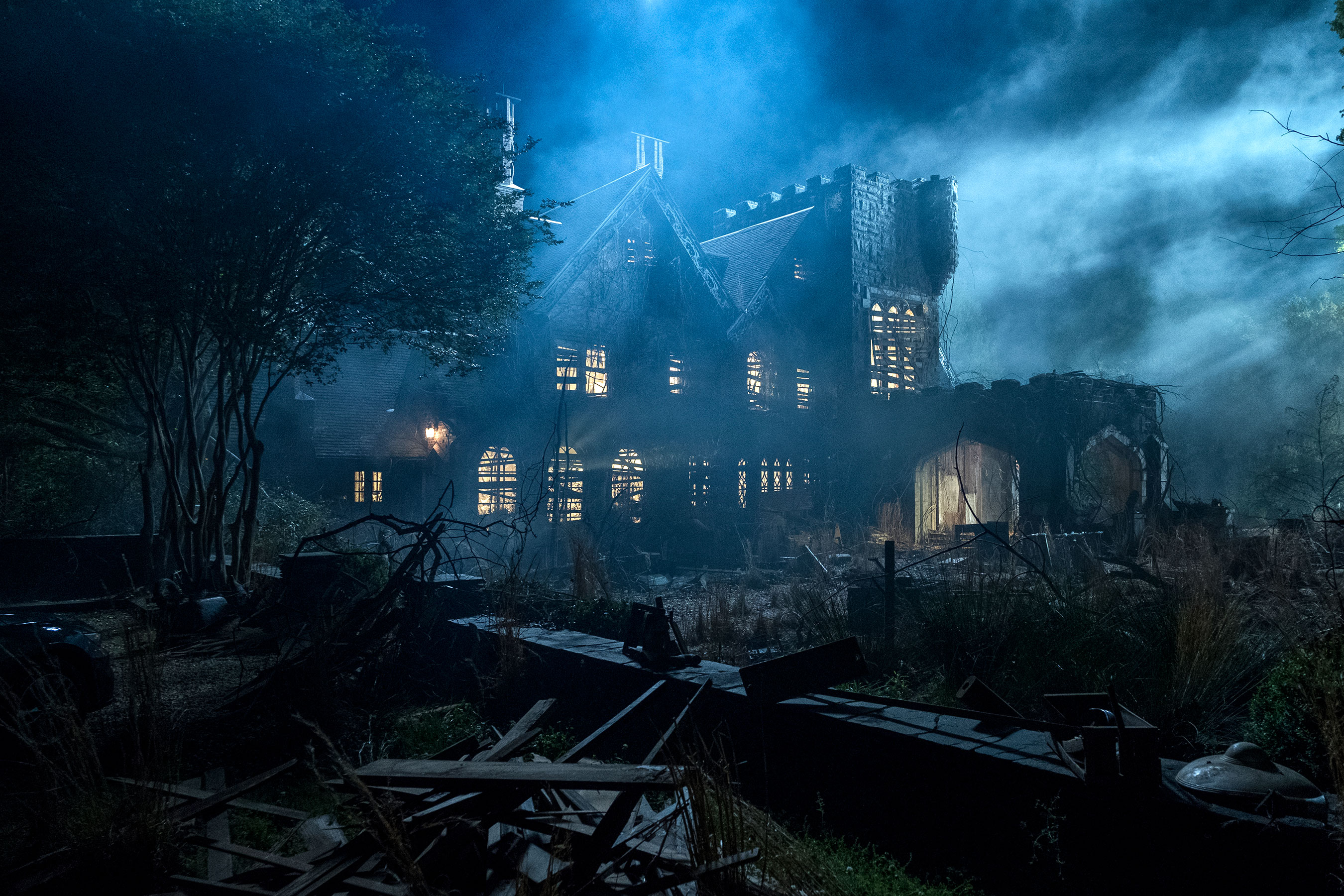 Netflixs The Haunting of Hill House reveals first images 2700x1800