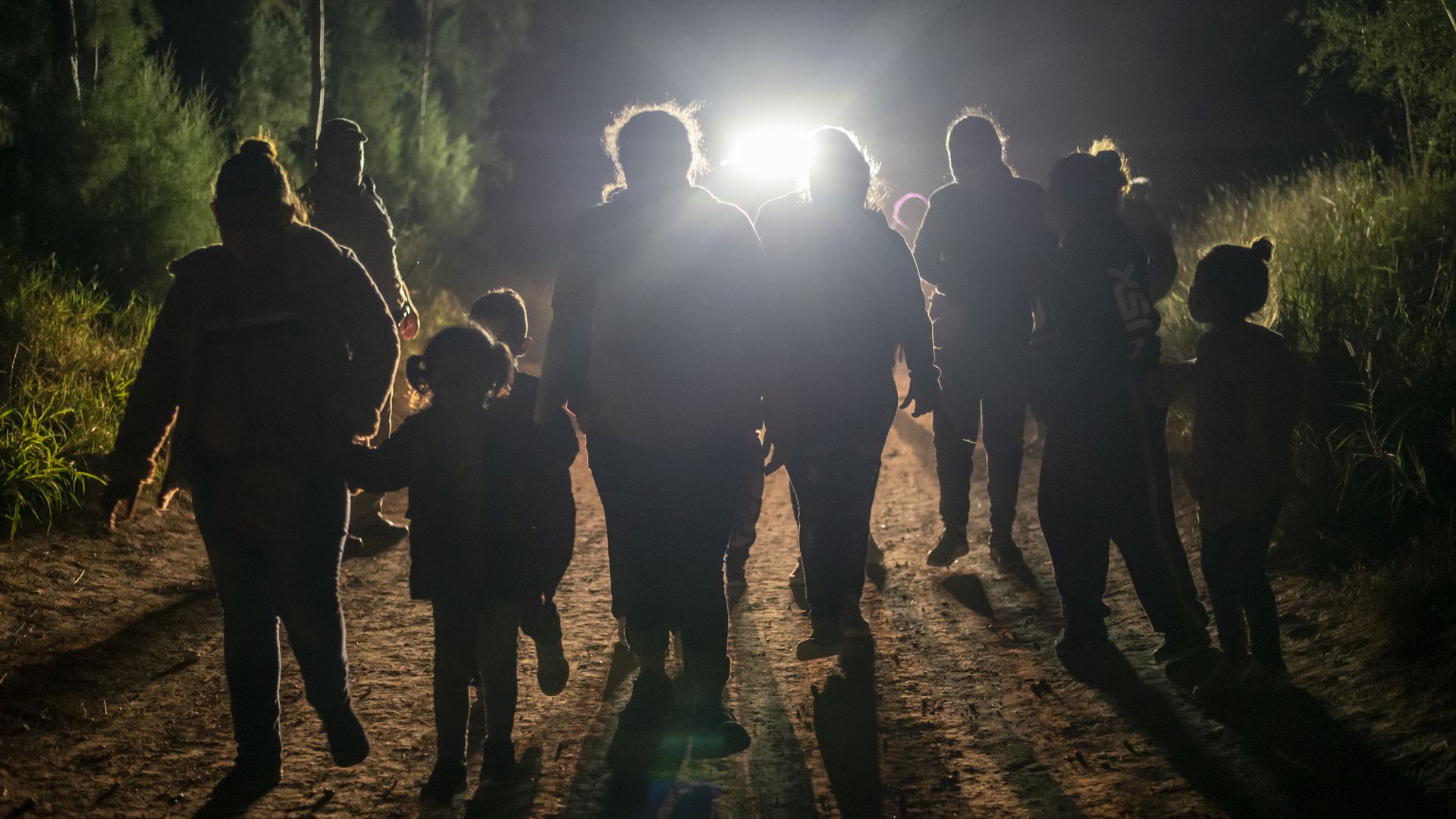 Child Migrant Crisis Leaked Hhs Documents Show Huge Surge Axios