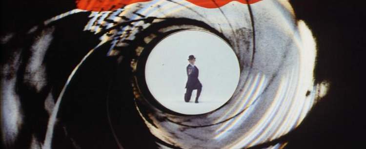 Gun Barrel Wallpaper George Lazenby As James Bond