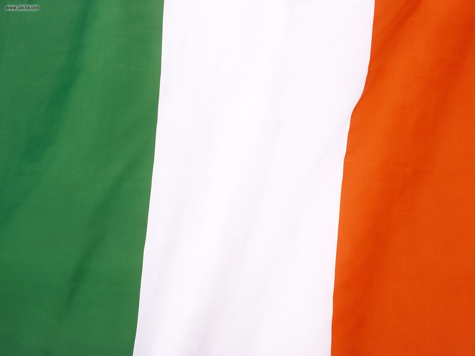 Related Pictures Ireland Flag Wallpaper Desktop