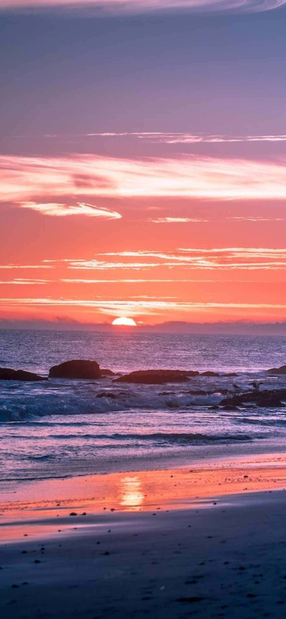 iPhone Xs Malibu Background Wallpaper