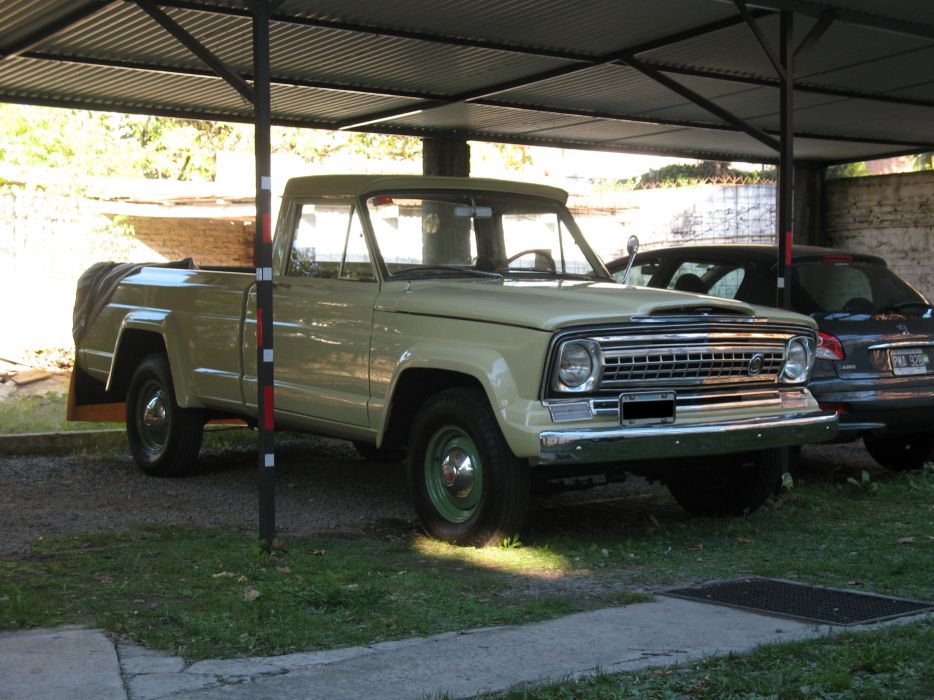 Jeep Gladiator T1000 Wallpaper