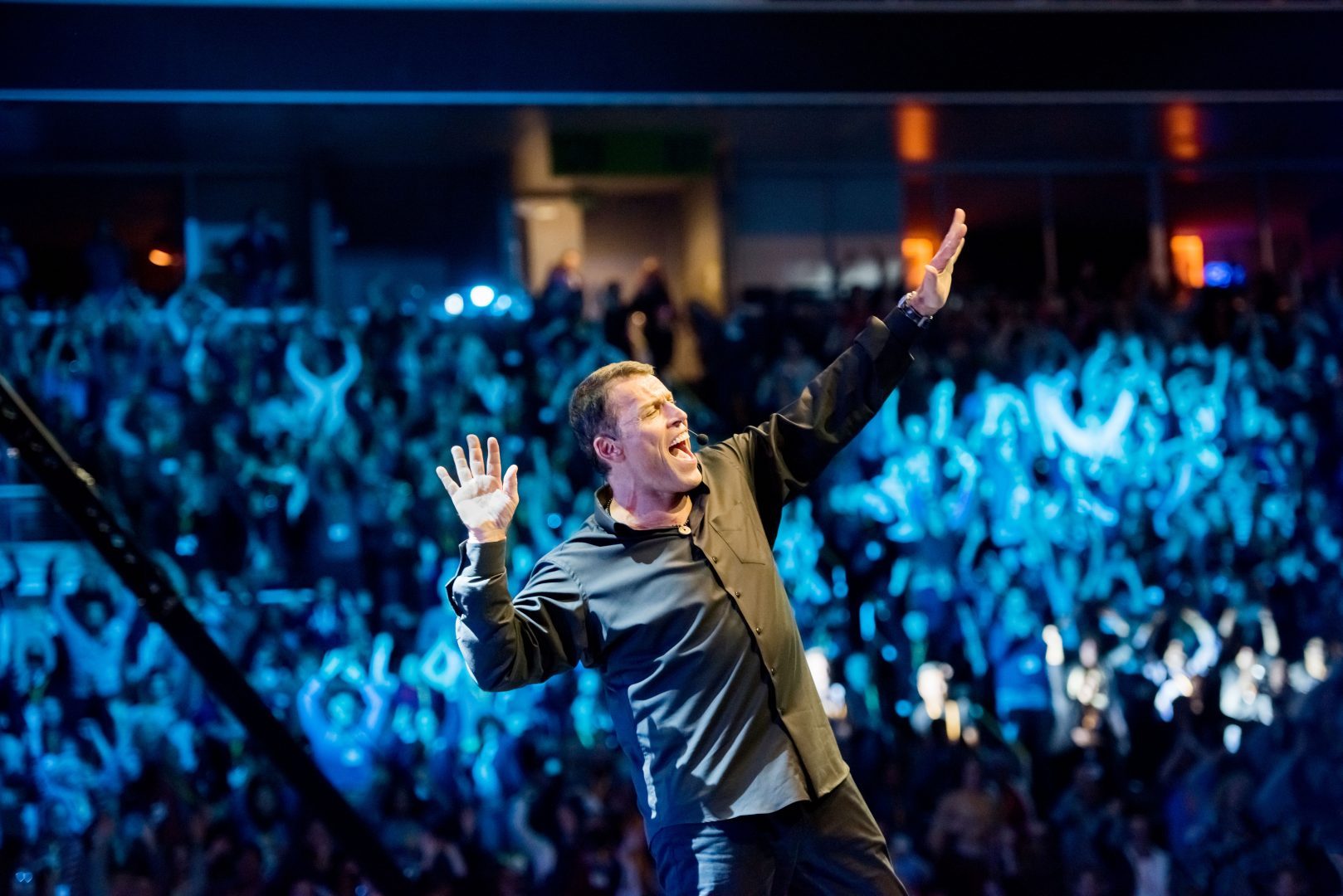 Everything You Ve Ever Wanted To Know About A Tony Robbins Event