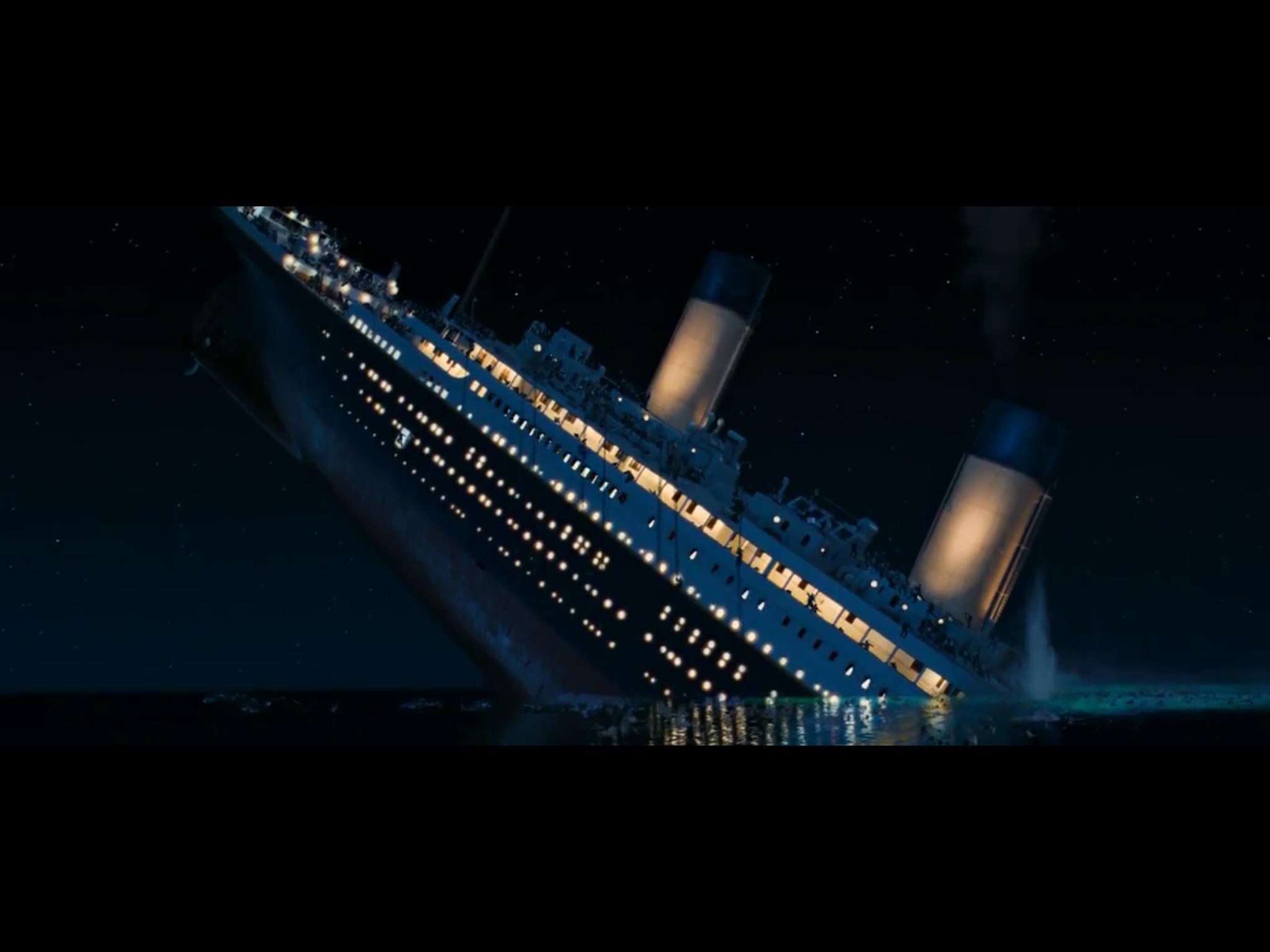 76 Titanic Sinking Wallpaper On Wallpapersafari - titanic sinks in real time titanic roblox