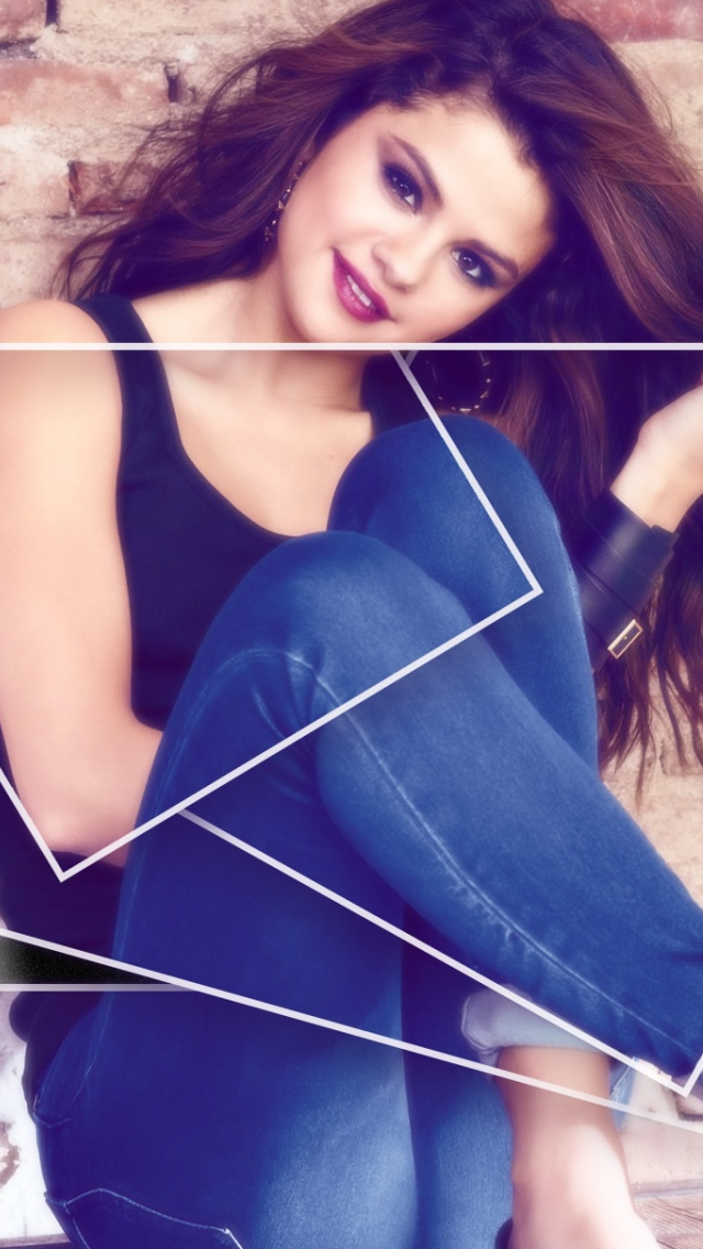 Selena Gomez iPhone Wallpaper