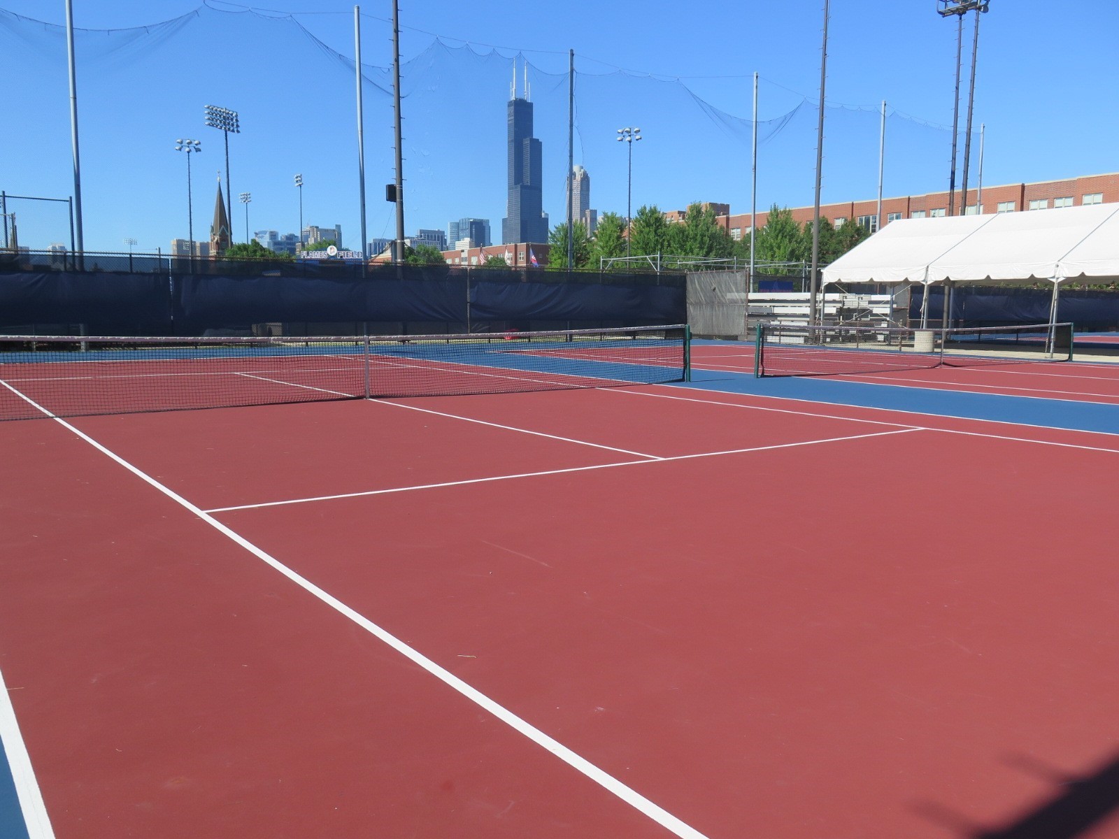 Flames Outdoor Tennis Courts Facilities Uic Athletics