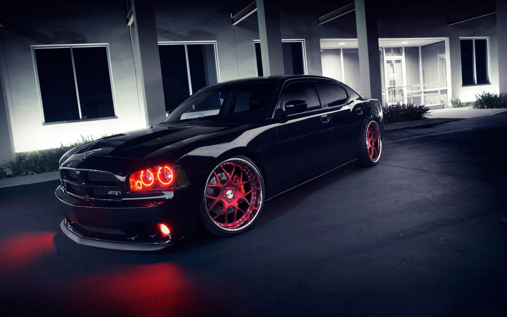 Dodge Charger SRT8 Wallpaper and Background Image 1680x1050 ID