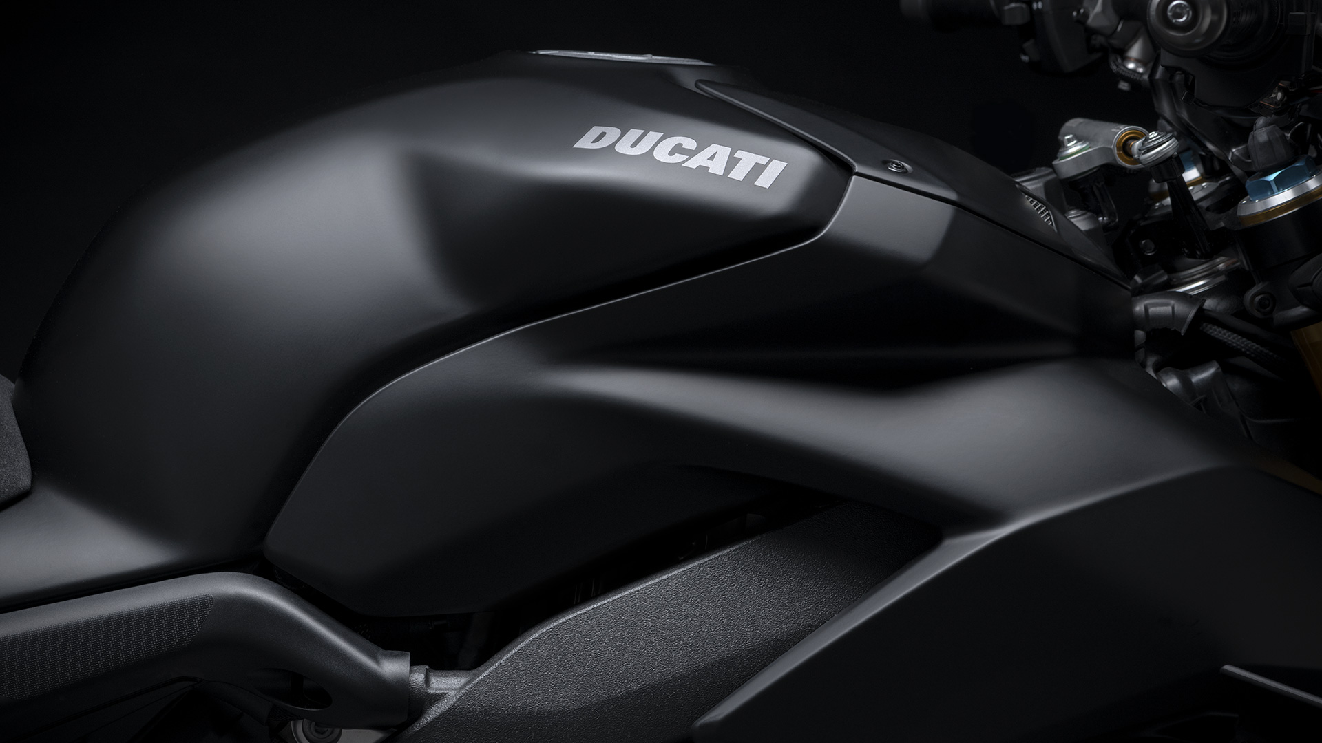 2021 Ducati Streetfighter V4 S [Specs Features Photos] wBW