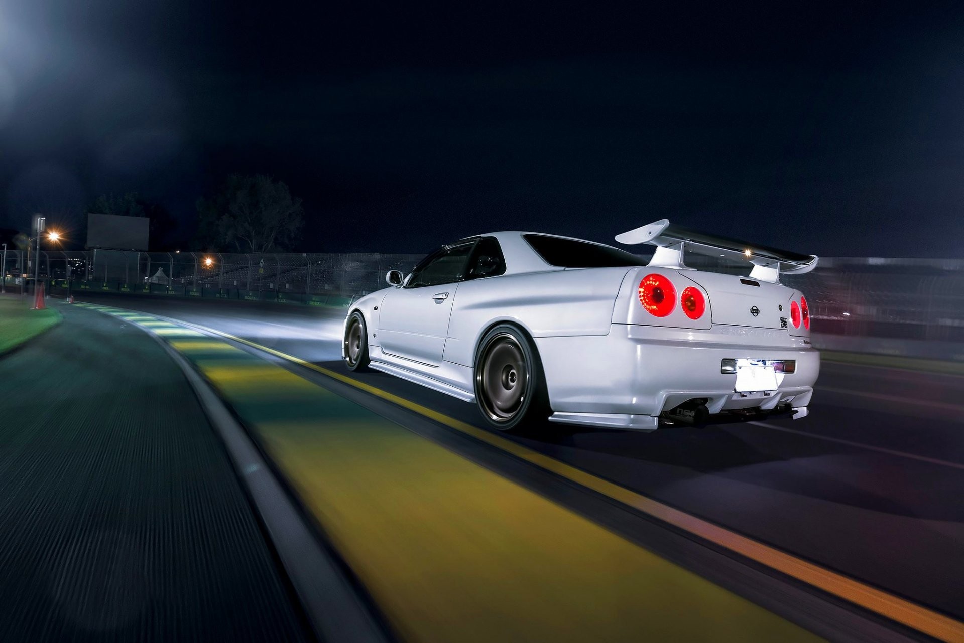 R34 Wallpaper For 4k Monitor