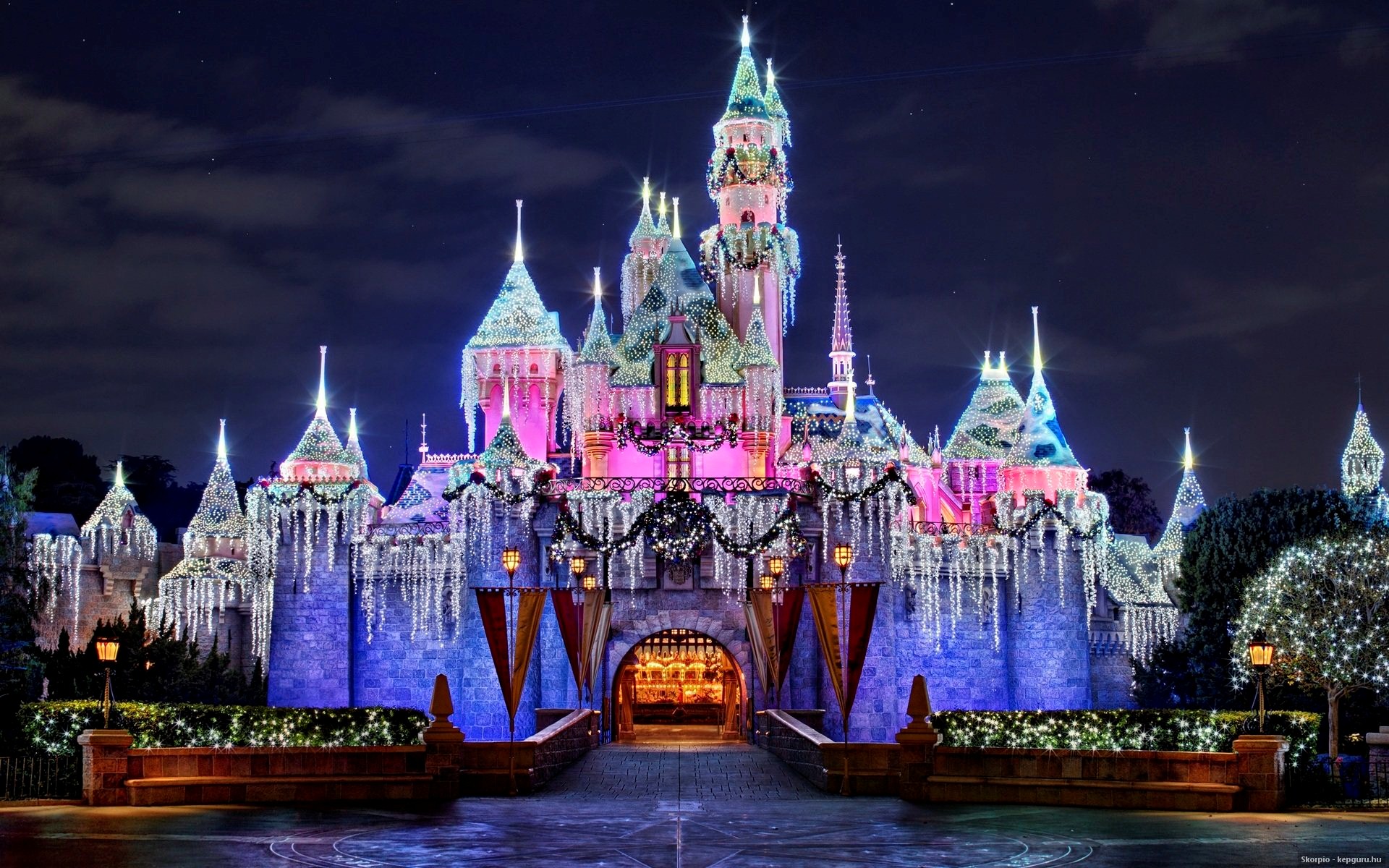 Disneyland Tourist Places In California Us HD Photos