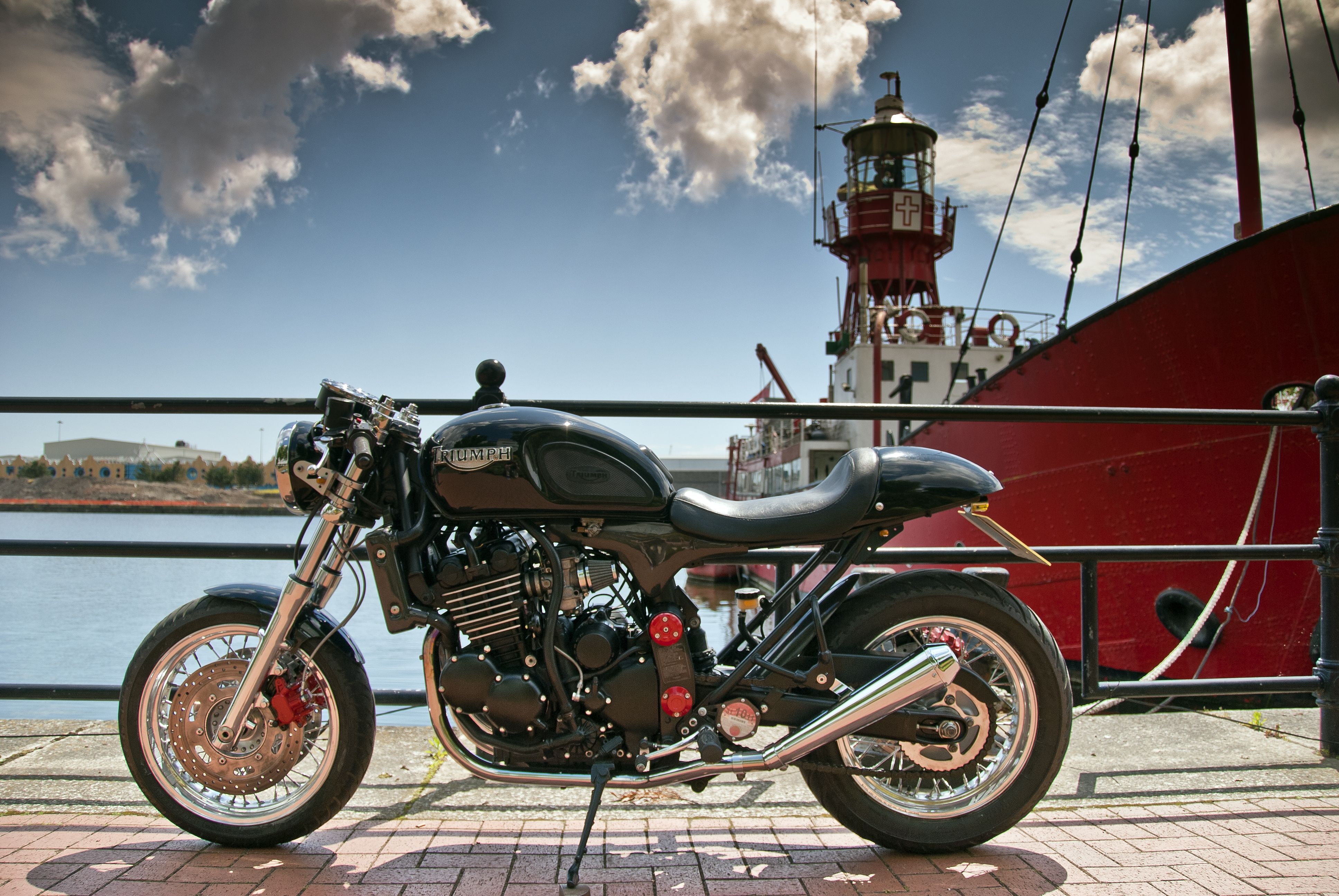 4k Triumph Thunderbird Cafe Racer Wallpaper Background Image