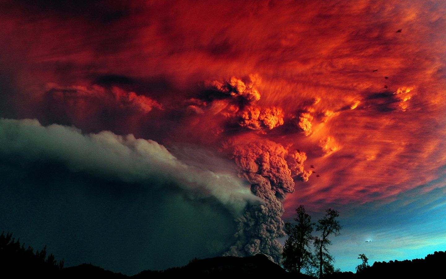 4k Wallpaper Volcano Eruption Smoke Colors HD