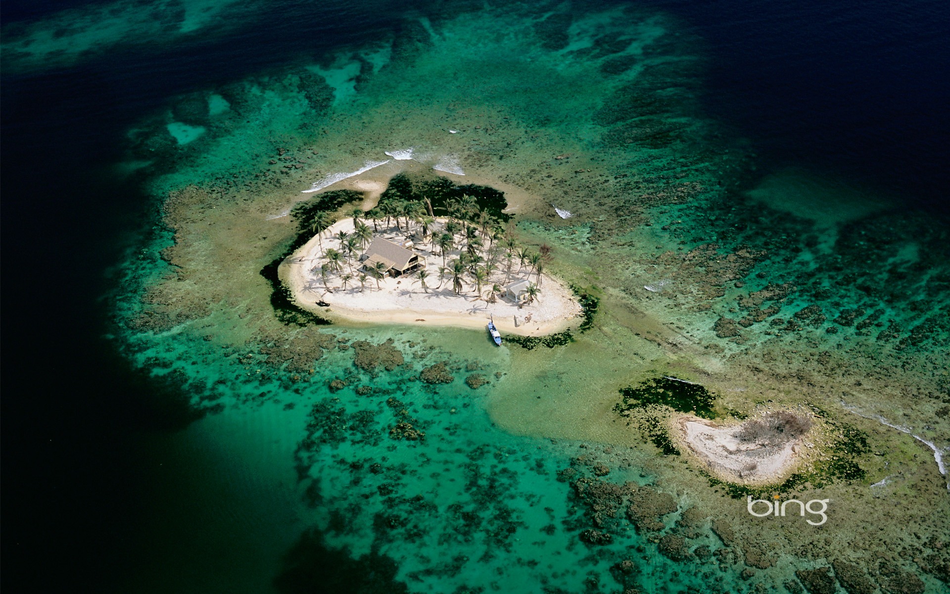 Reef Island In Honduras Bing Wallpaper