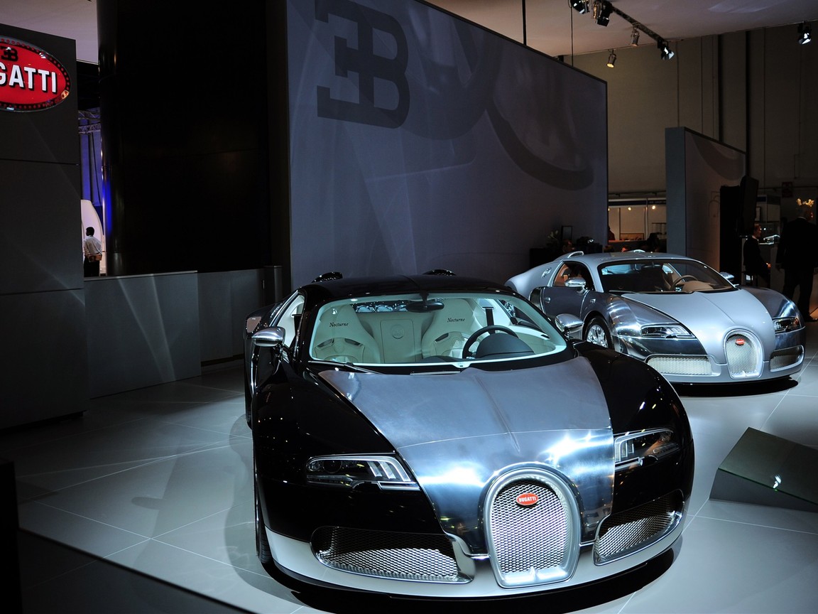 Bugatti Eb Veyron At The Exhibition Image 16c Galibier