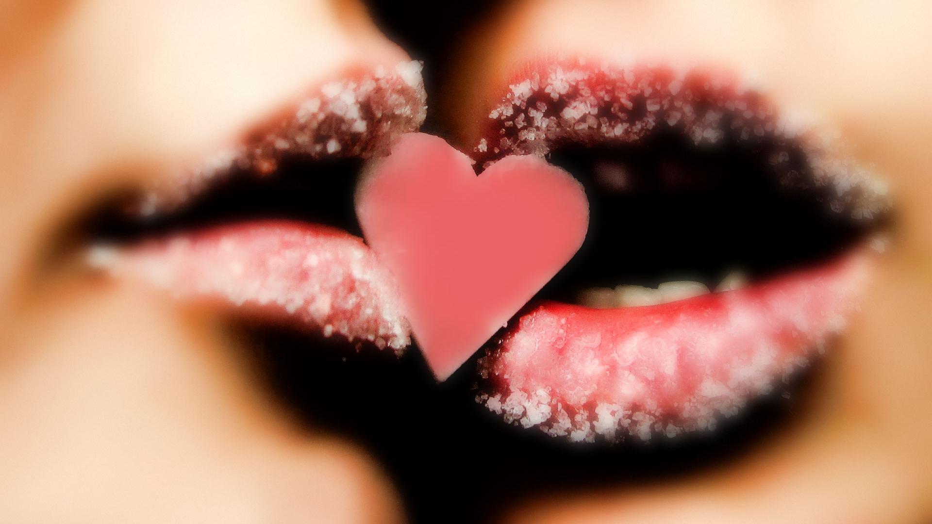  Valentine Kiss Heart HD Wallpaper Romantic Valentine Kiss Heart