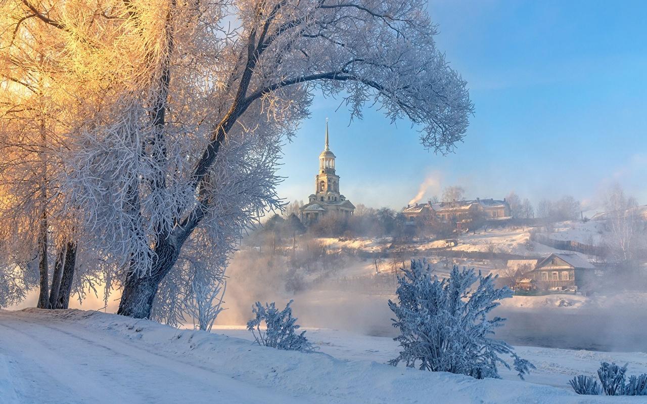 Image Church Russia Torzhok Tver Region Fog Winter Snow Trees
