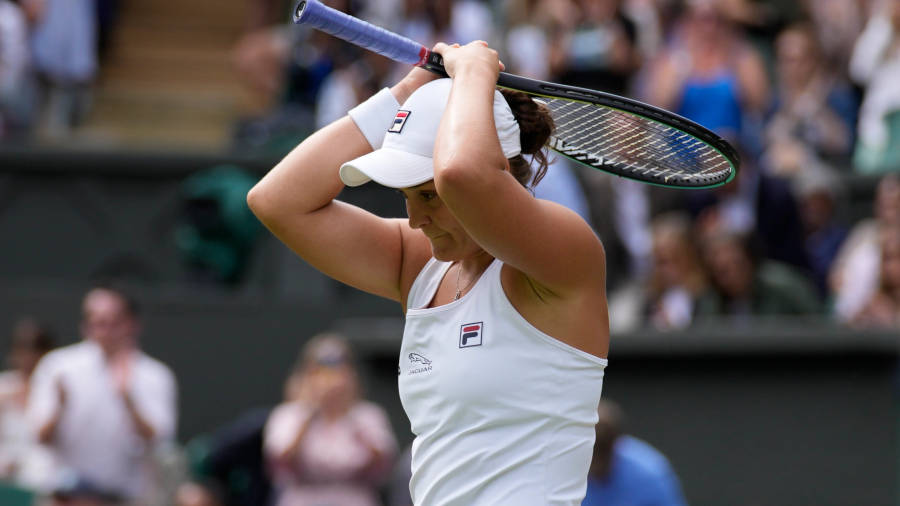 Ashleigh Barty Hintergrund Wallpaper