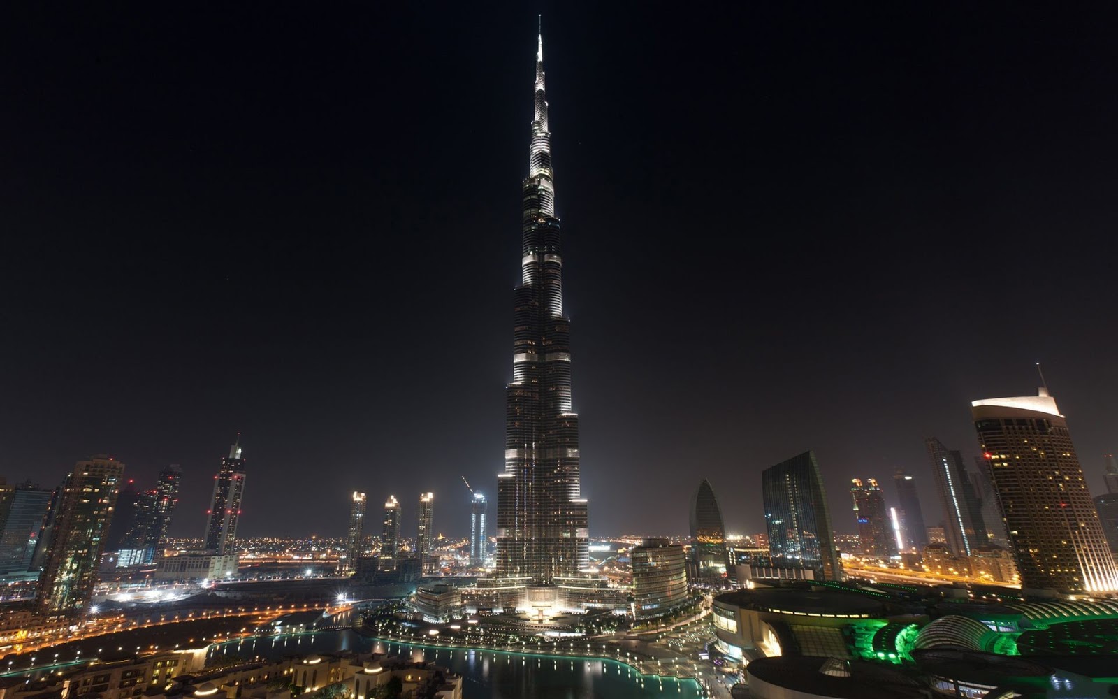 Burj Khalifa Fresh HD Wallpaper