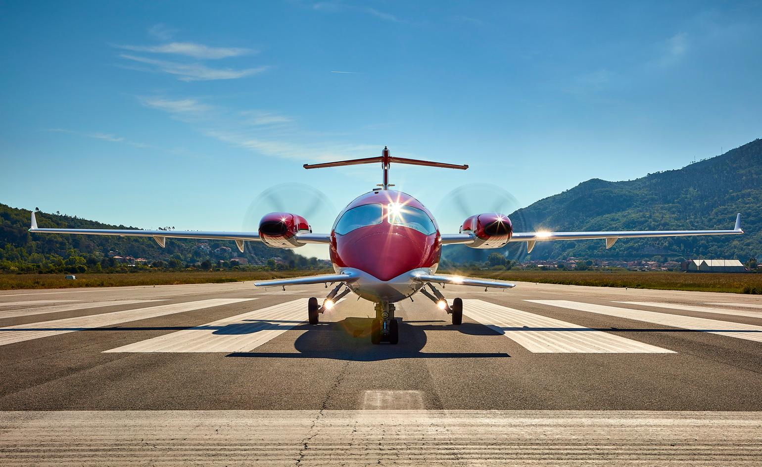 Test Flying The Luxurious Piaggio Avanti Evo In Kent Wallpaper