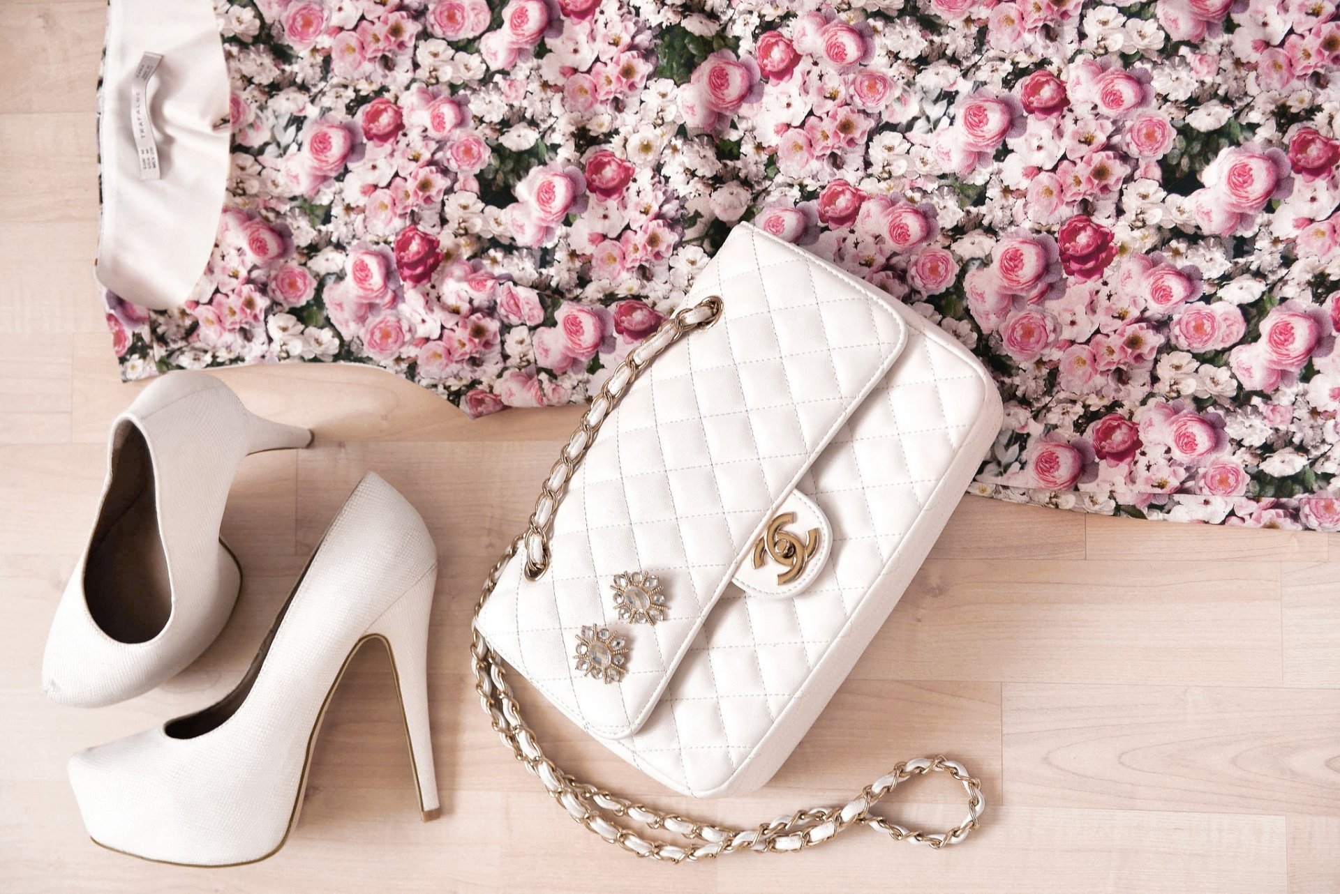 Dress Flower Roses Shoes White Bag Chanel Clothing Women Style HD