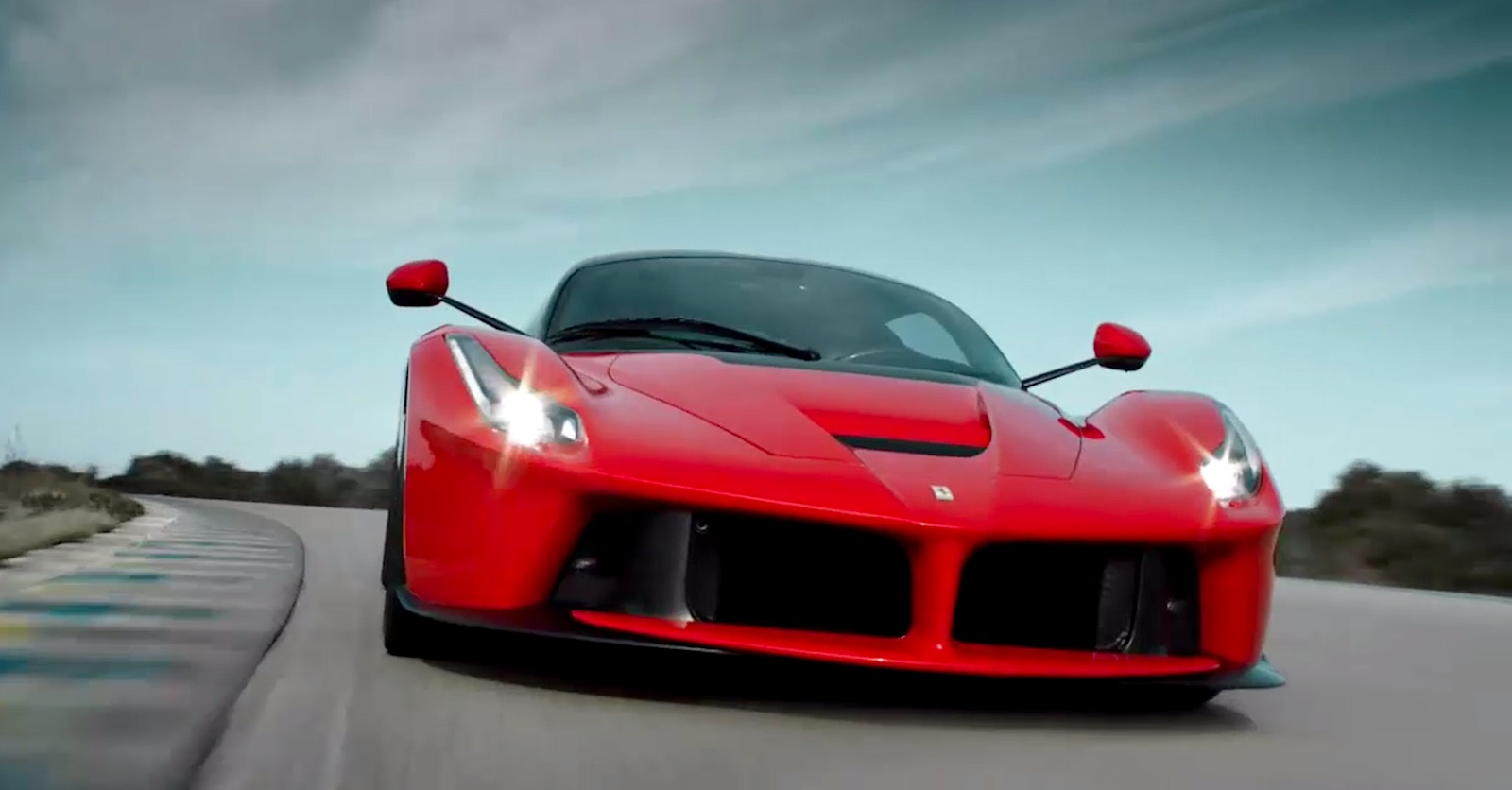 Ferrari Laferrari HD Wallpaper Image