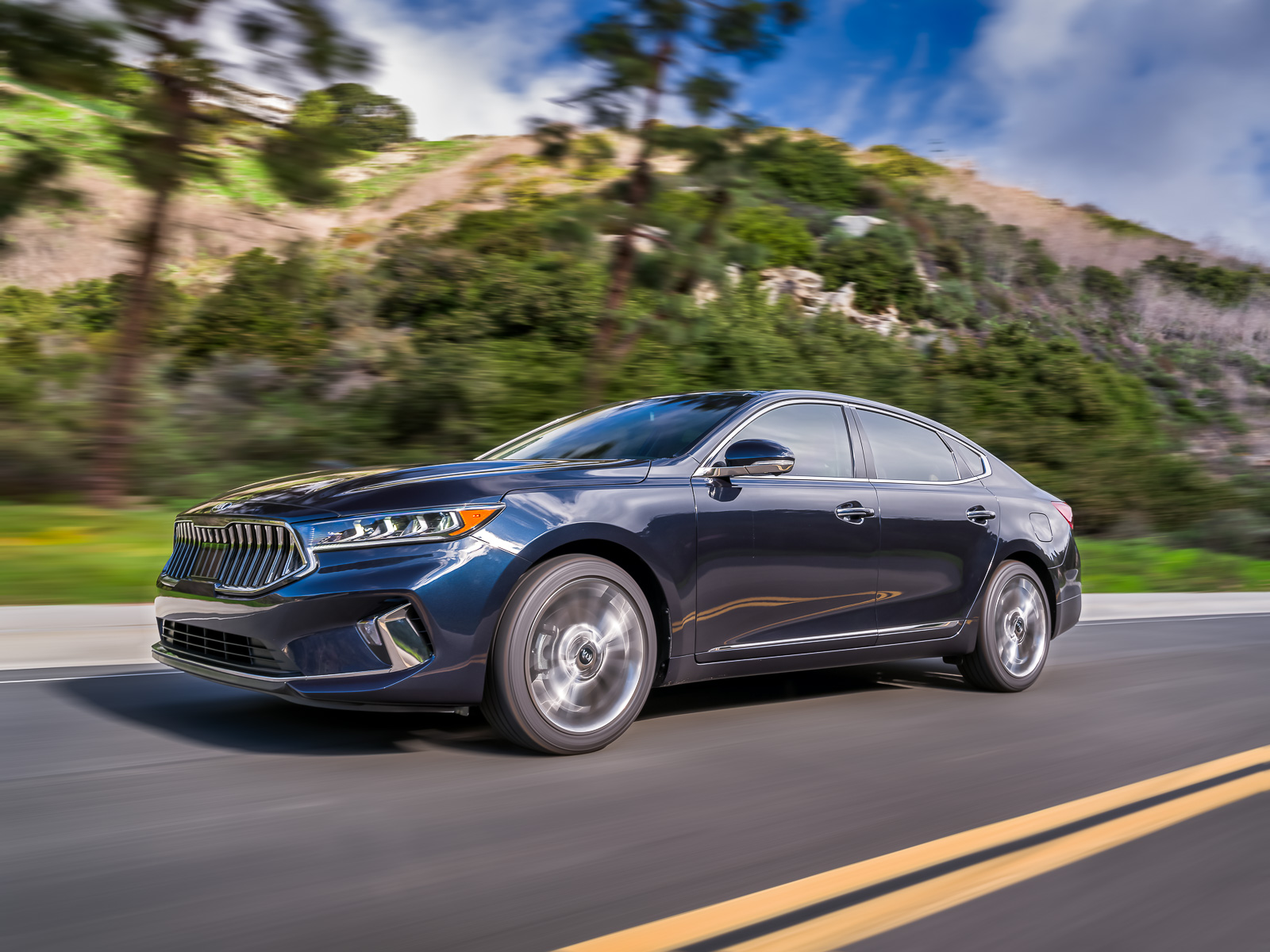 Kia Cadenza Re Ratings Specs Prices And Photos The