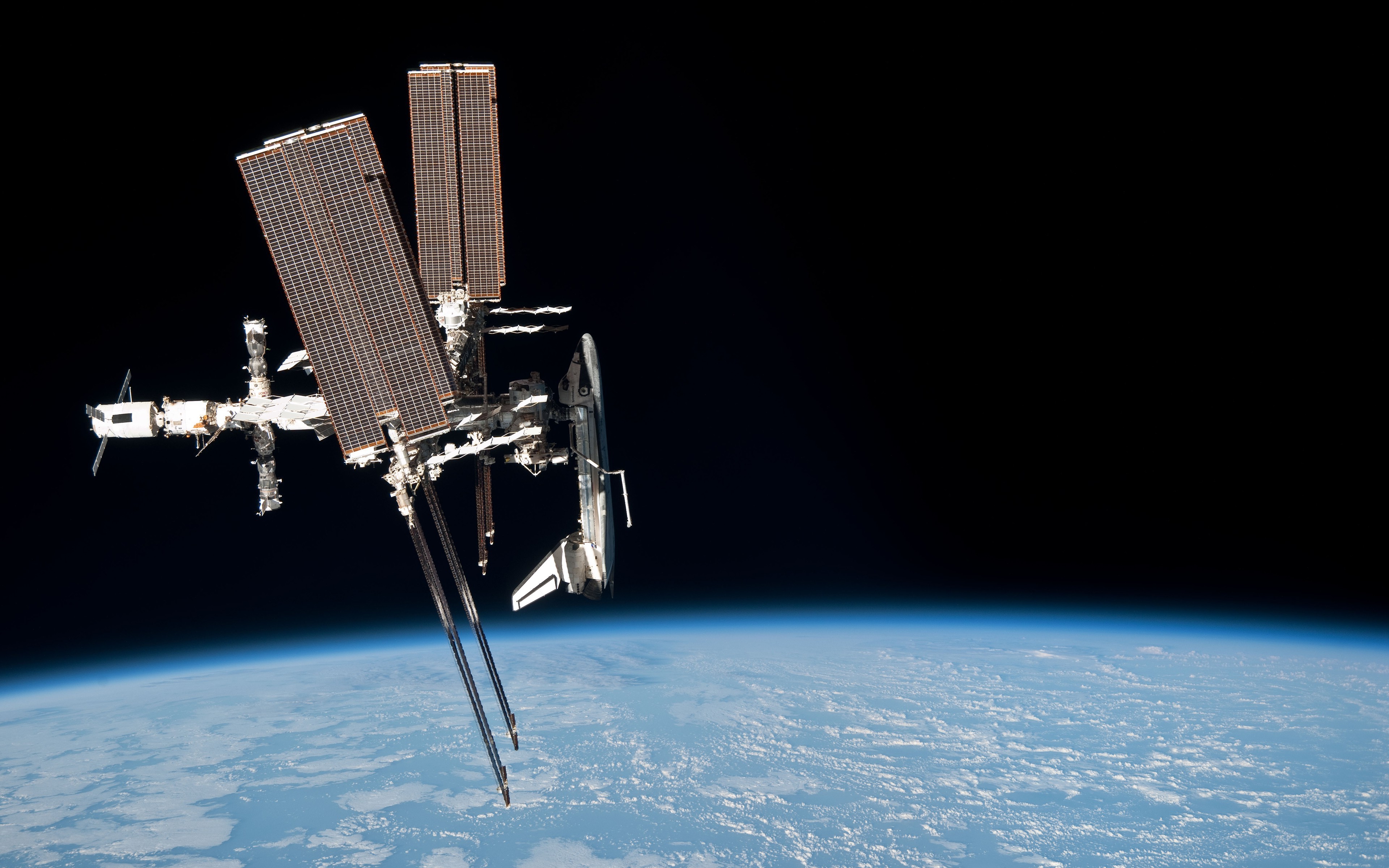 International Space Station Iss Shuttle Endeavour