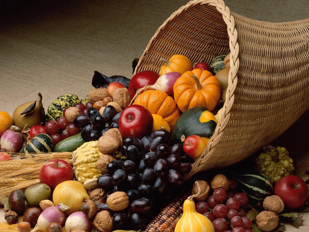 Happy Thanksgiving With Fruits And Vegetable Awesome HD Wallpaper