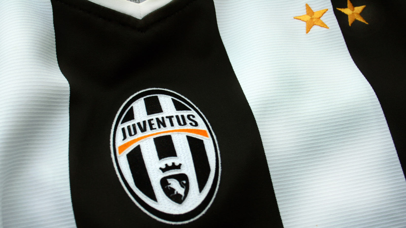 Juventus Logo Tshirt Wallpaper Photos