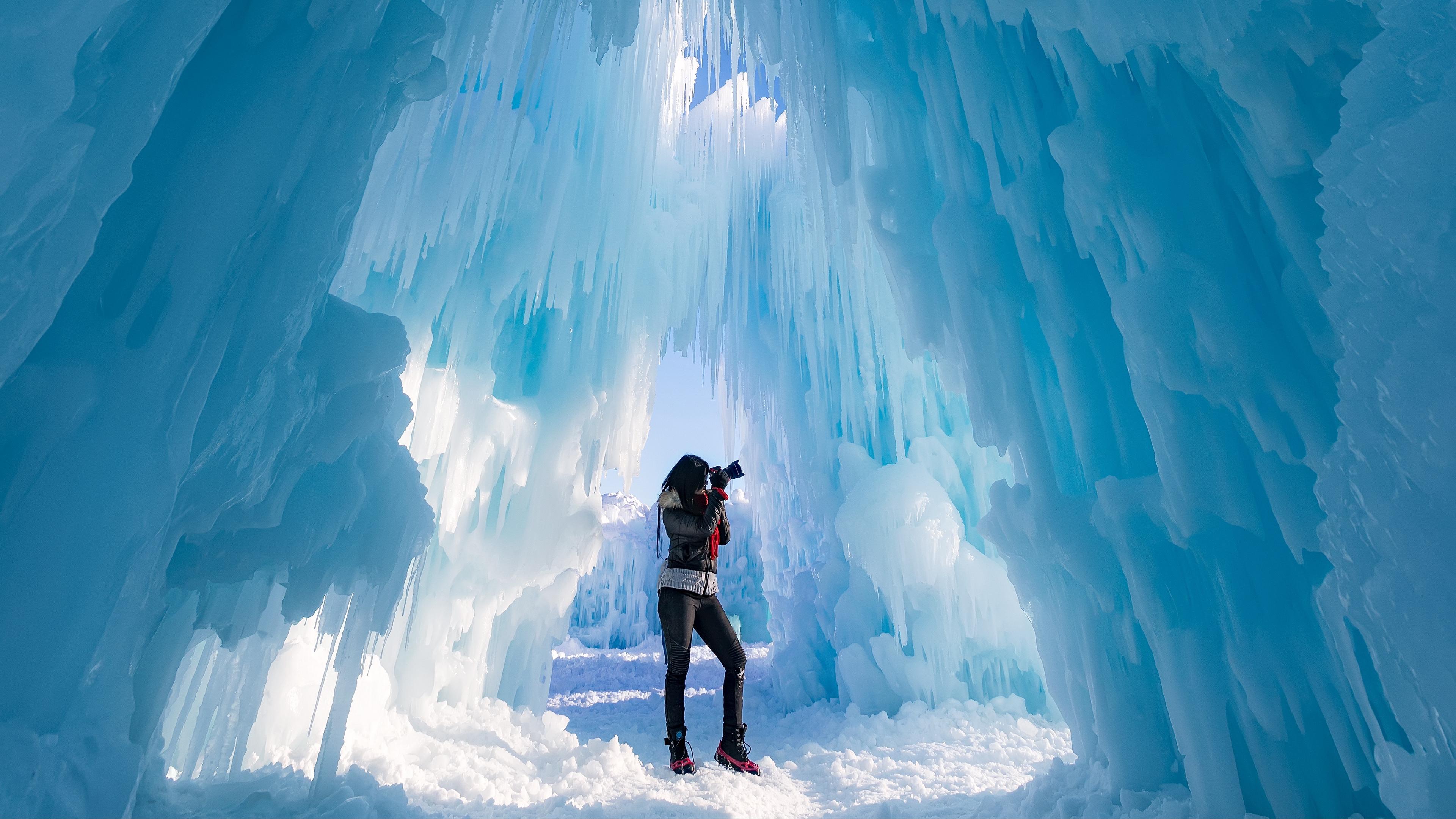 Wallpaper 4k Ice Castle Photographer Glacier