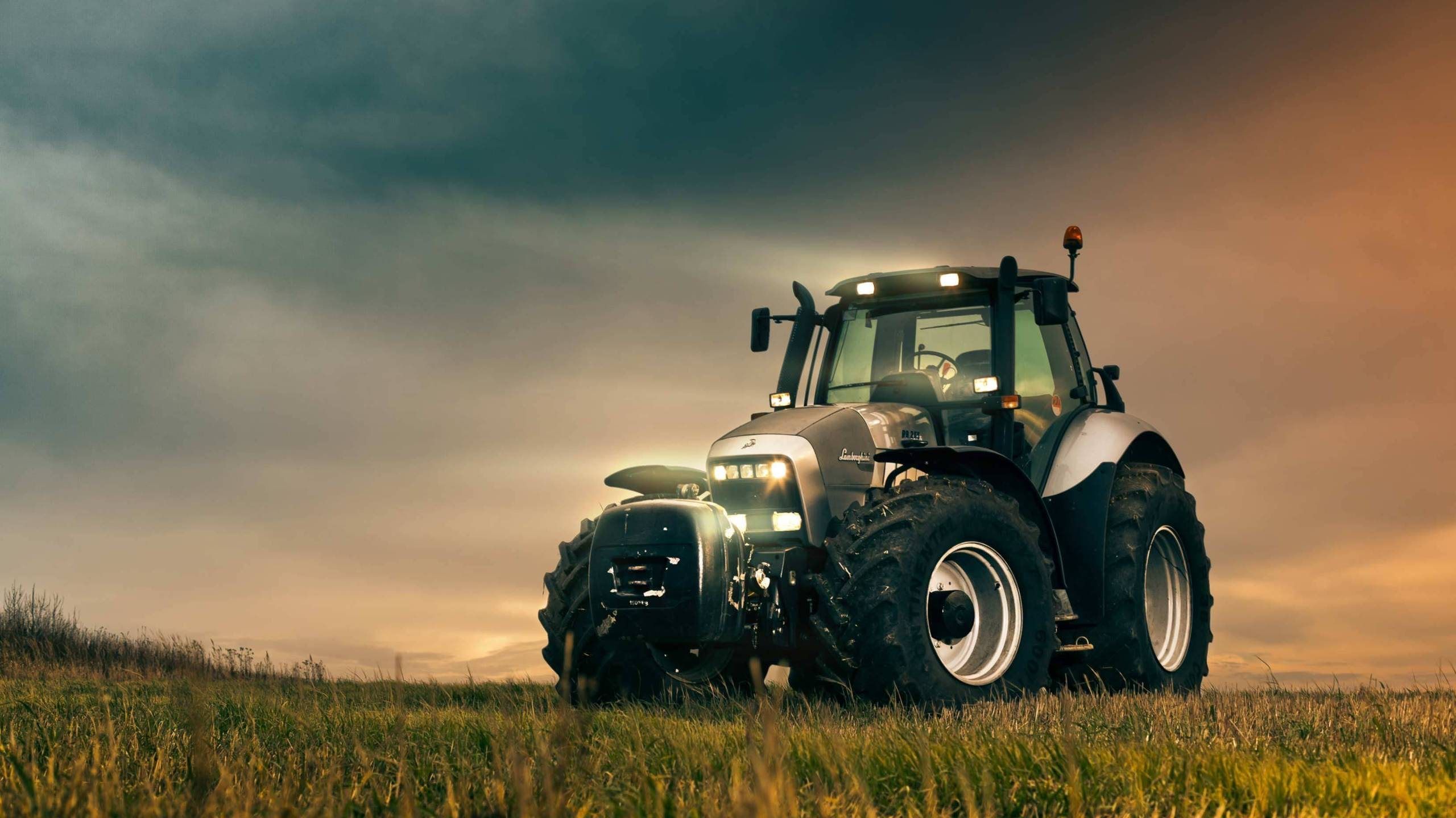 Tractor Wallpaper Top Background