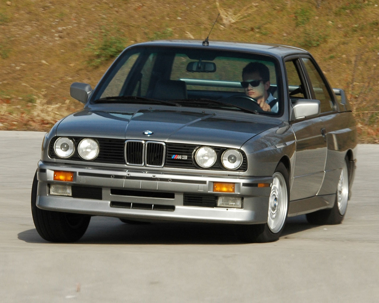 Bmw M3 E30 Wallpaperbmw Wallpaper