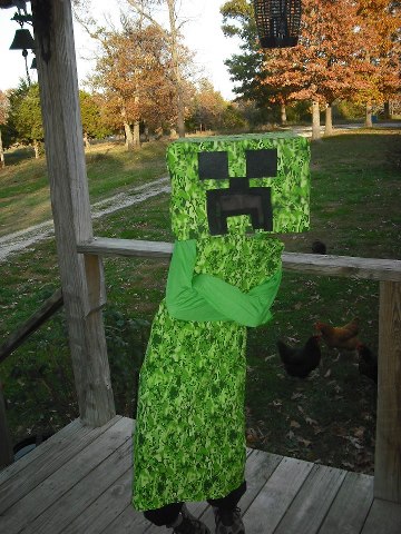 Creeper Minecraft Halloween Costume Wallpaper