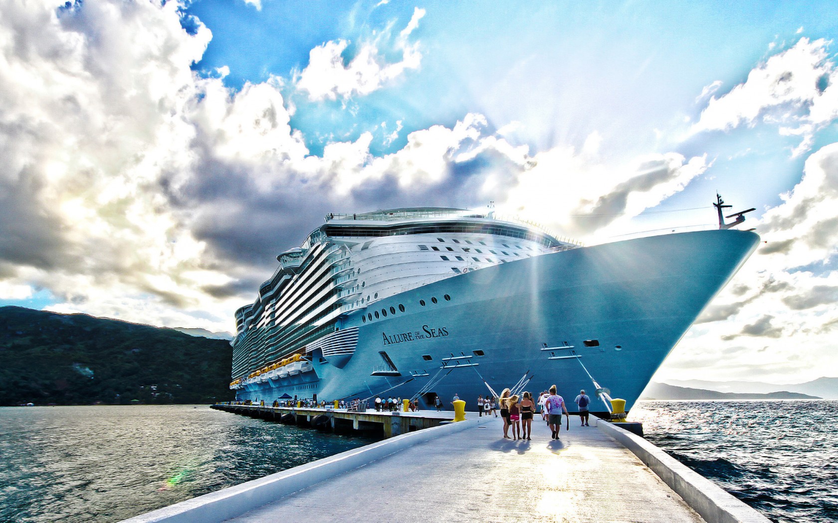 Cruise Ship HD Wallpapers