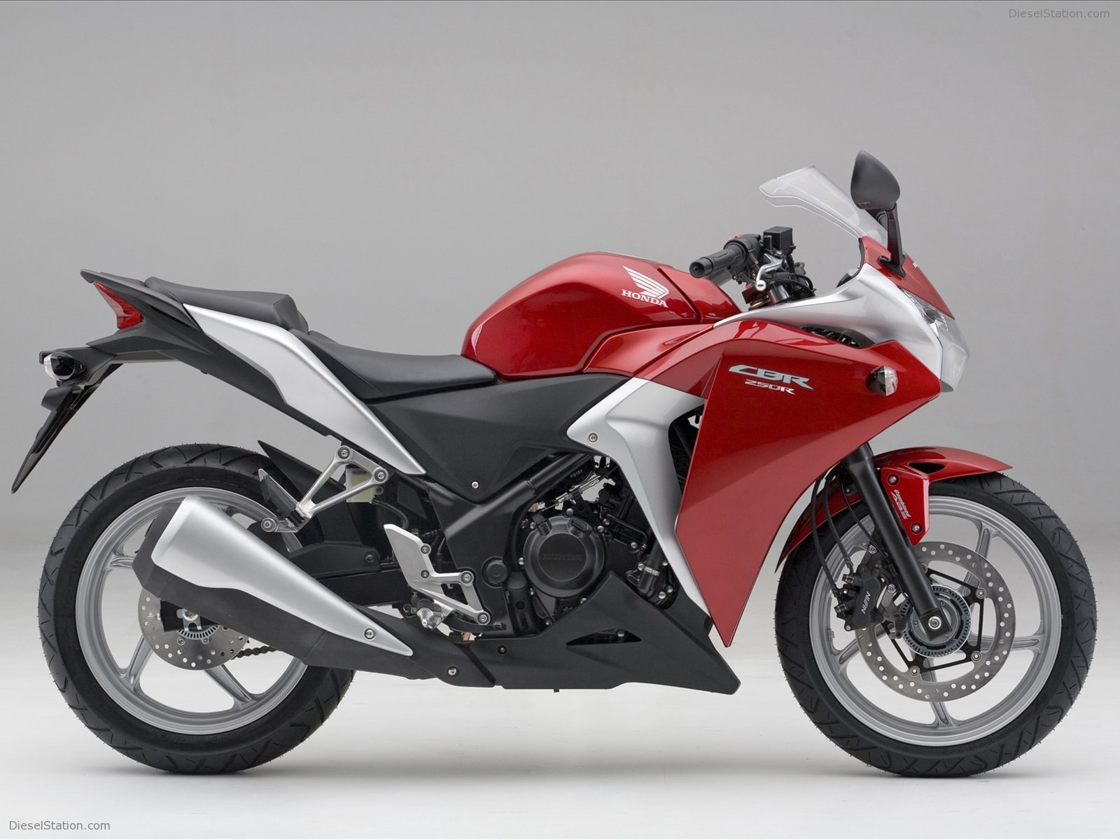 Honda Cbr250r Exotic Car Wallpaper Of Diesel Station