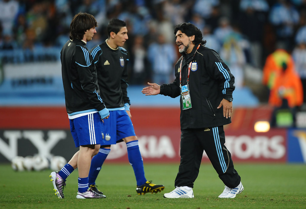 Diego Maradona Lionel Messi Photos