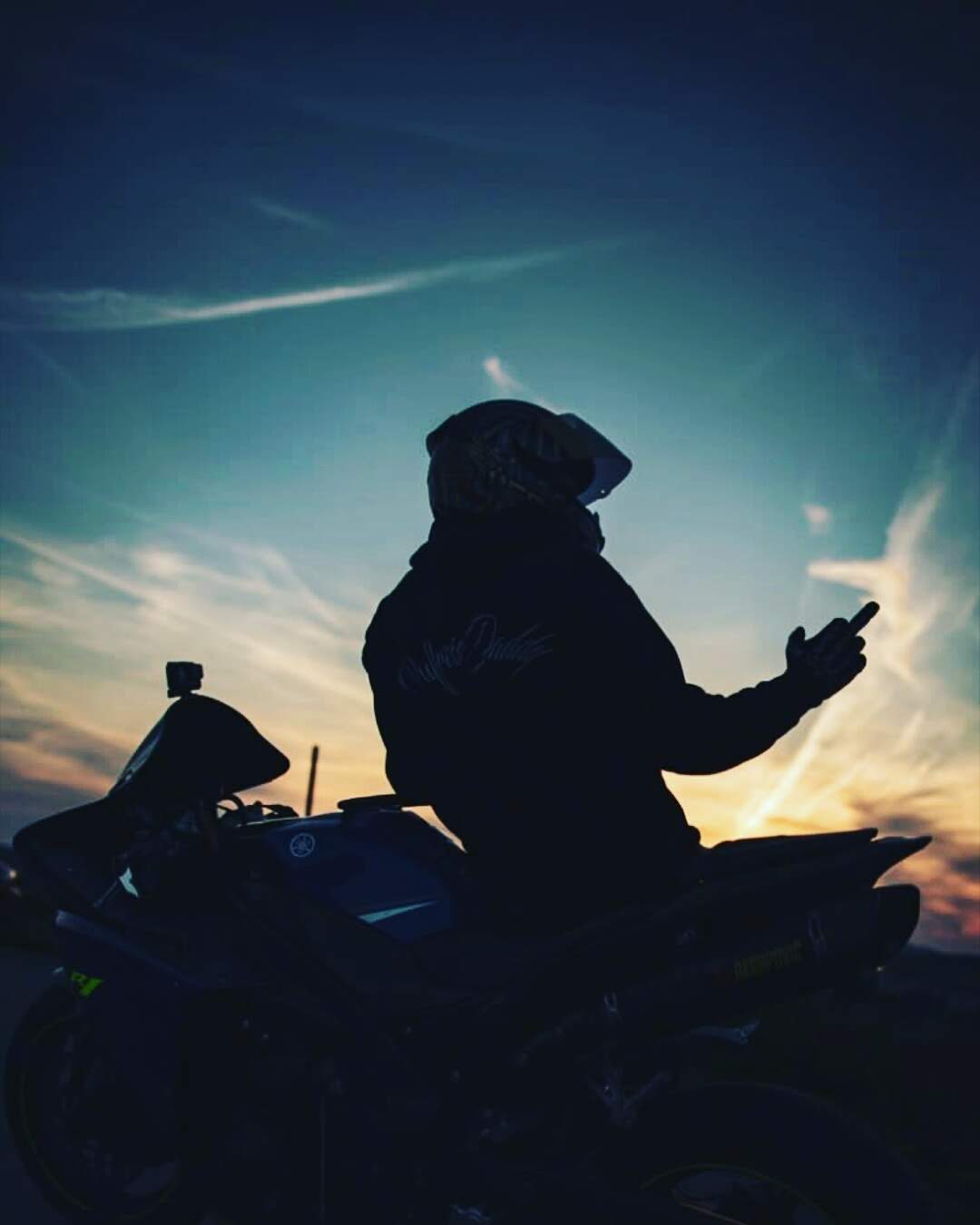 Riders Wallpaper